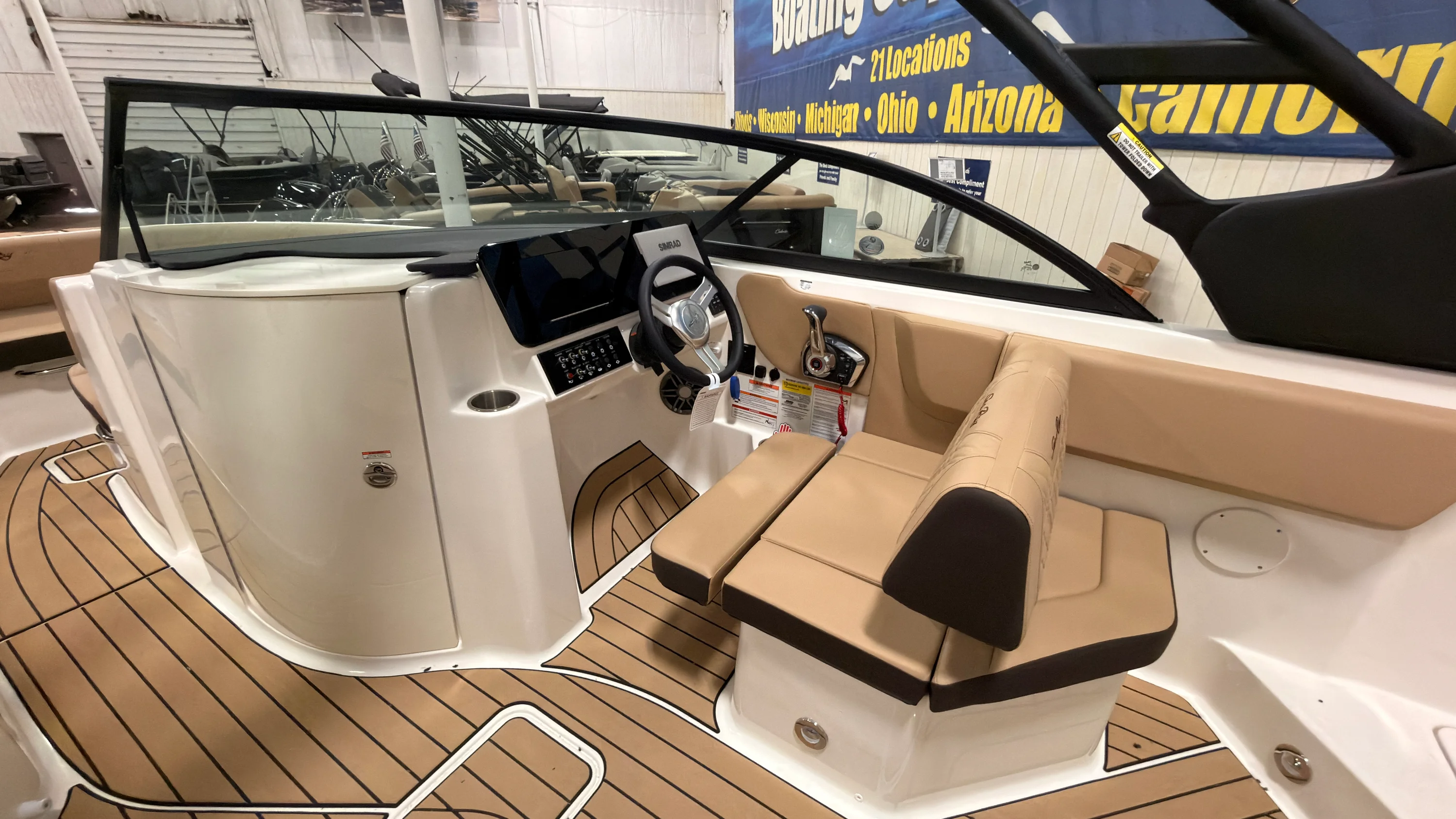 2026 Sea Ray SDX 230 Image Thumbnail #24