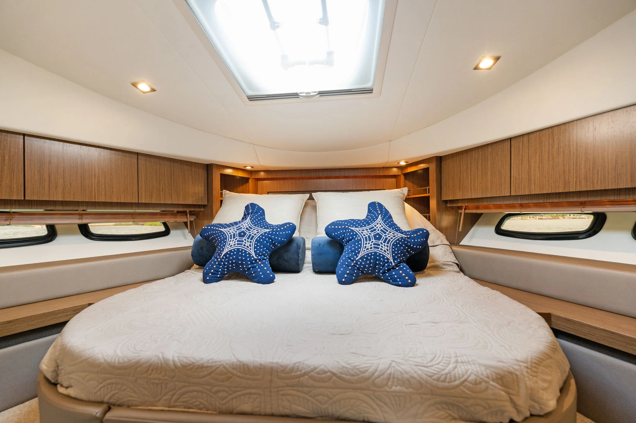 2017 Sea Ray SUNDANCER 510 Image Thumbnail #36