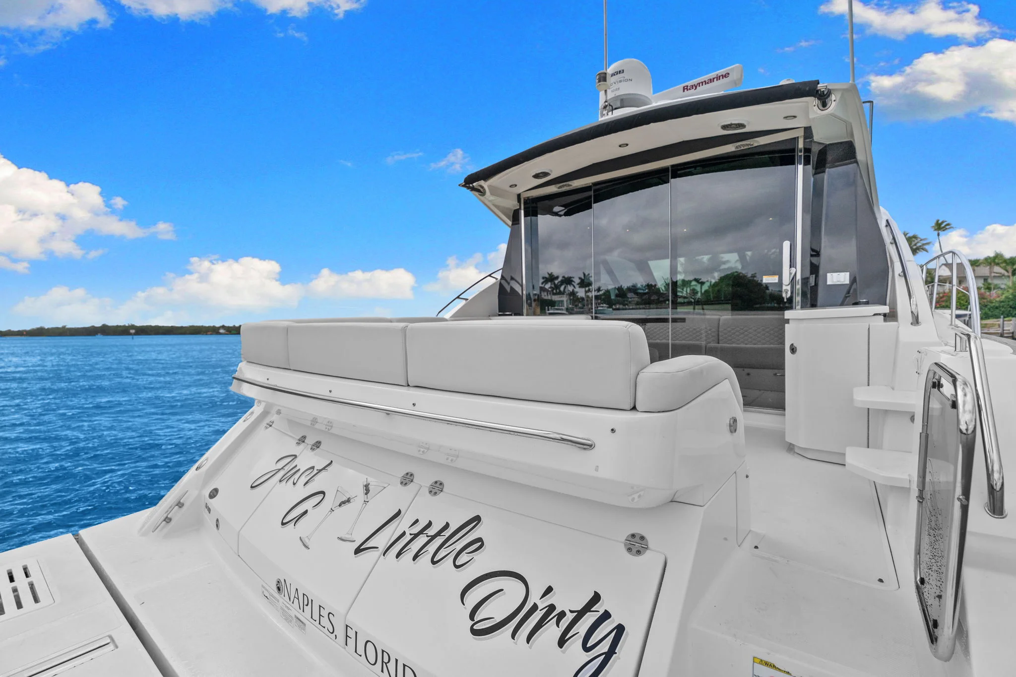 2017 Sea Ray SUNDANCER 510 Image Thumbnail #43