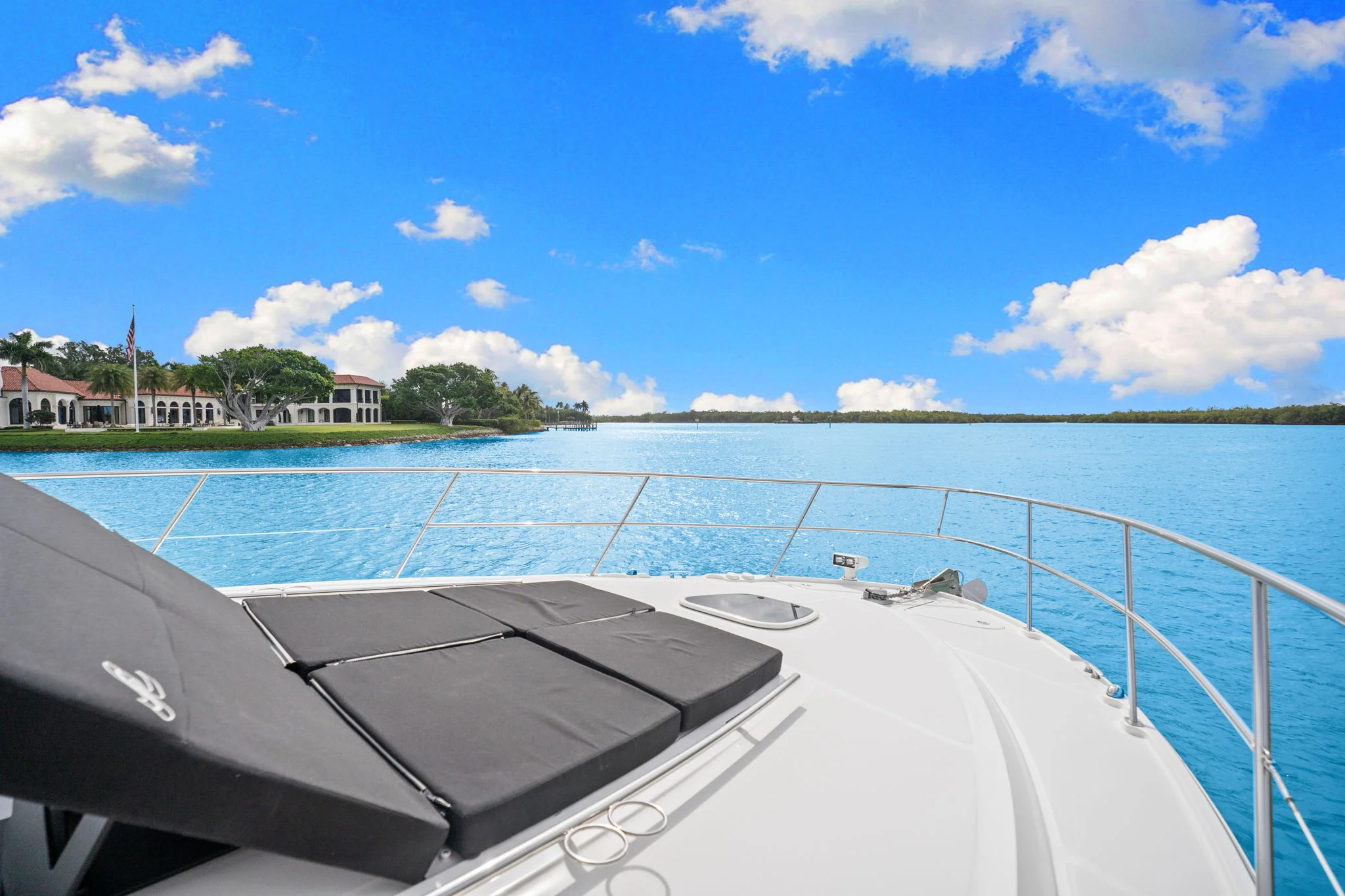 2017 Sea Ray SUNDANCER 510 Image Thumbnail #17