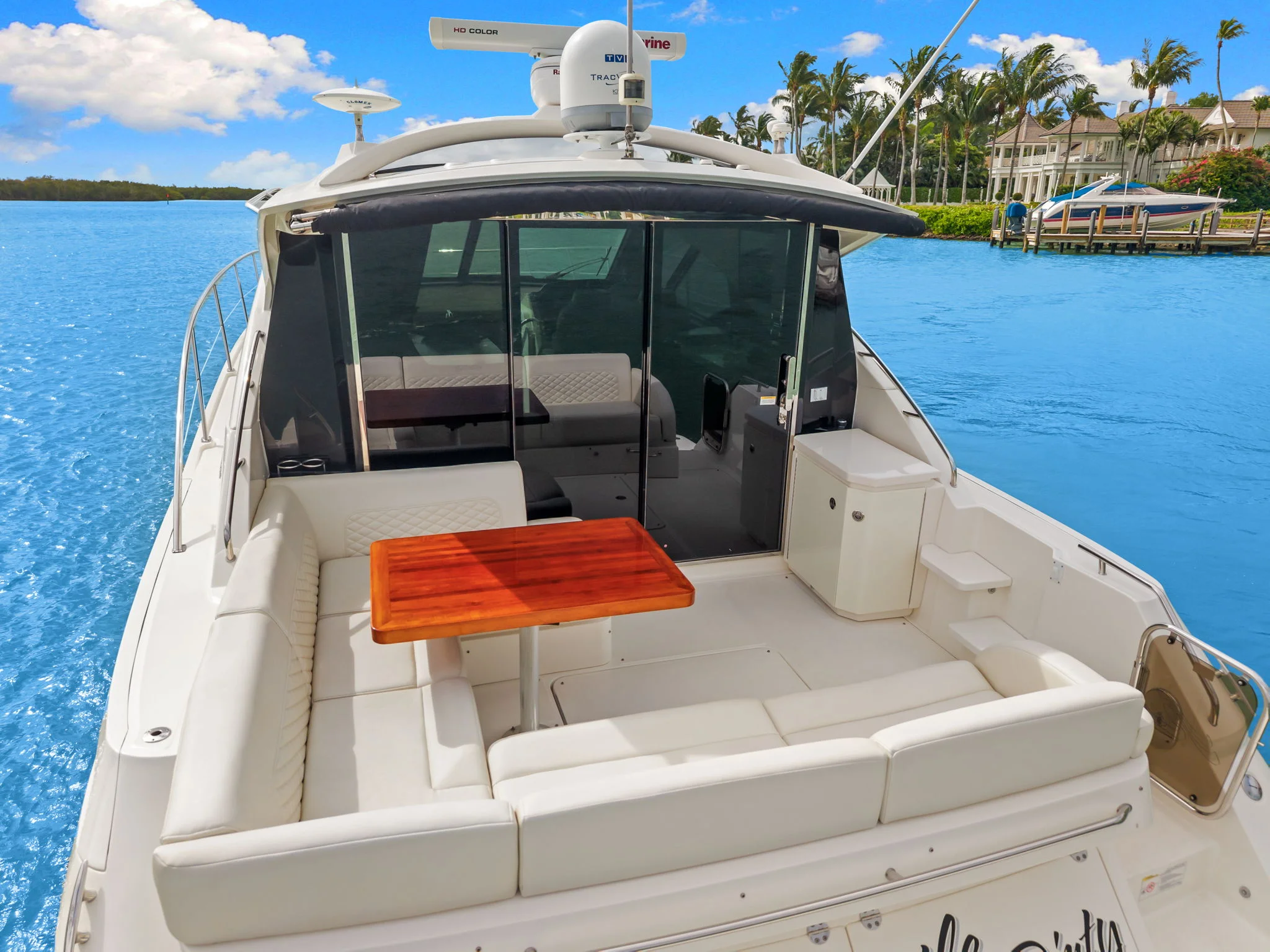 2017 Sea Ray SUNDANCER 510 Image Thumbnail #44