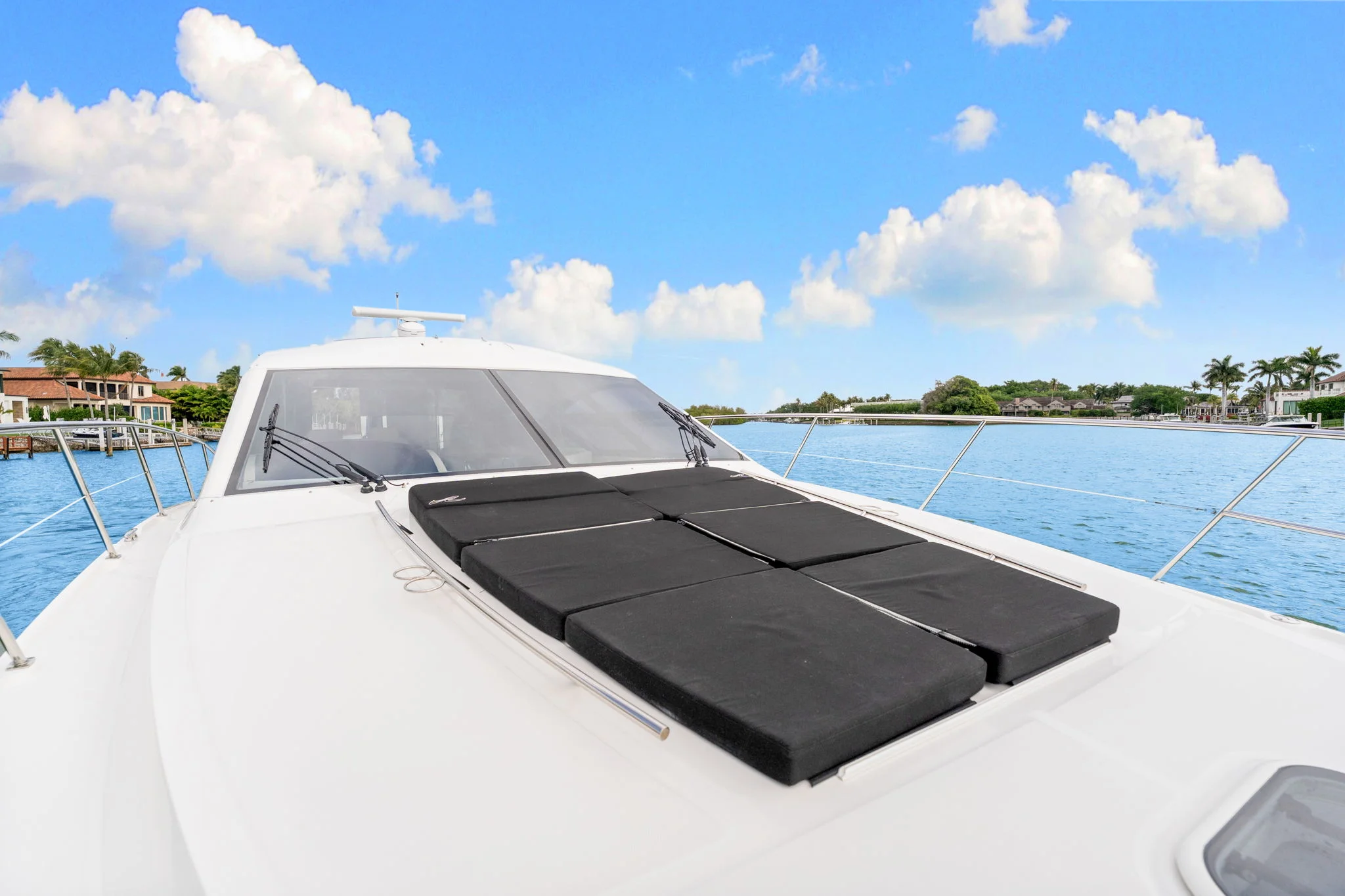 2017 Sea Ray SUNDANCER 510 Image Thumbnail #16