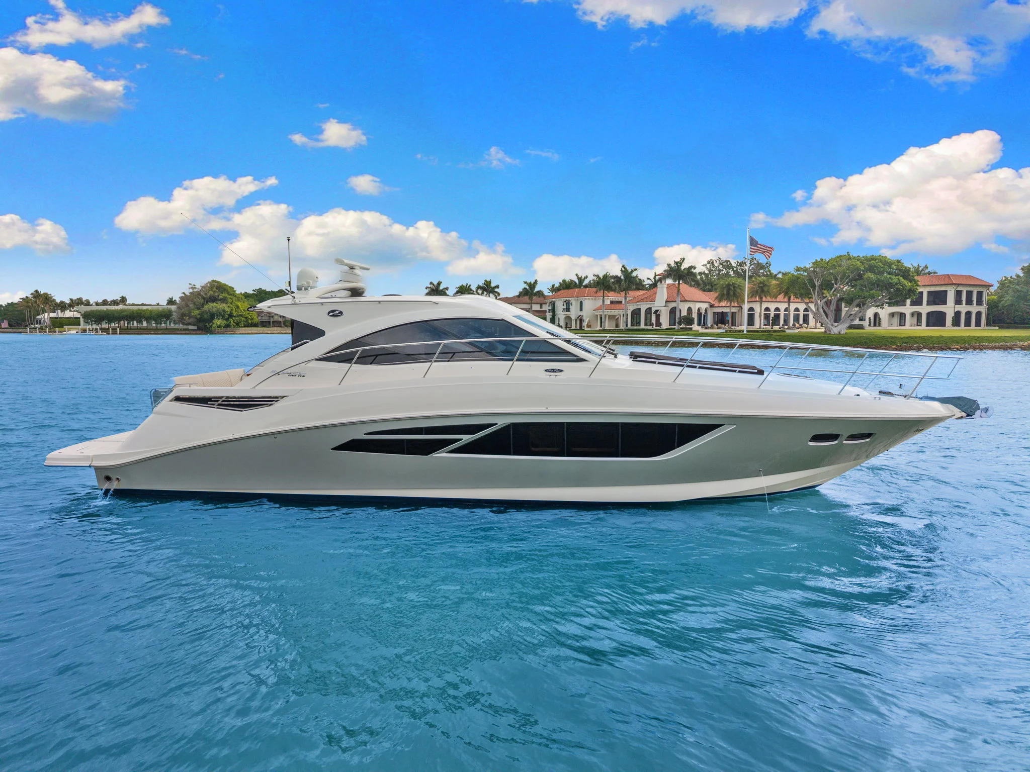 2017 Sea Ray SUNDANCER 510 Image Thumbnail #0