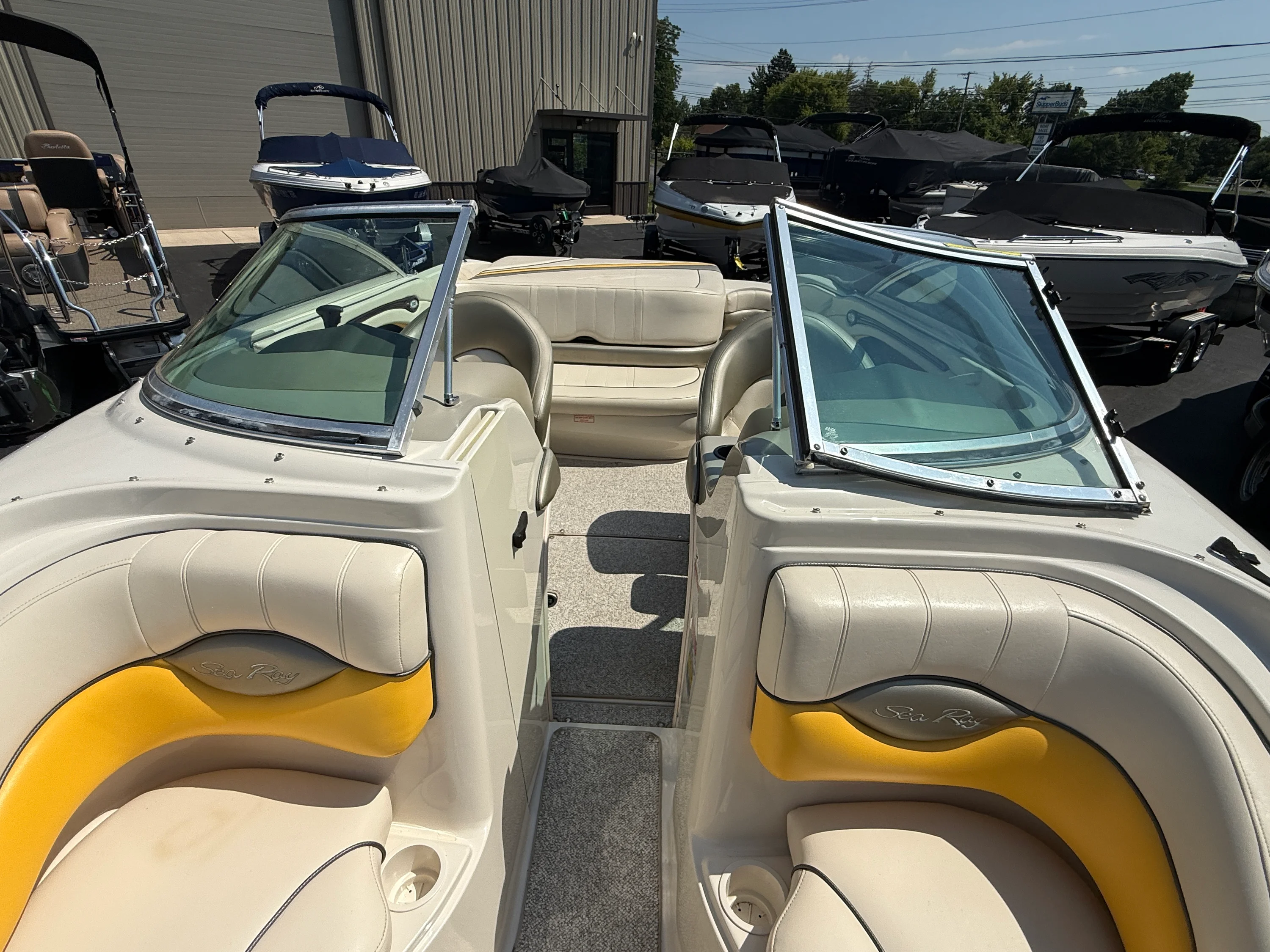 2004 Sea Ray 200 SL WT Image Thumbnail #5