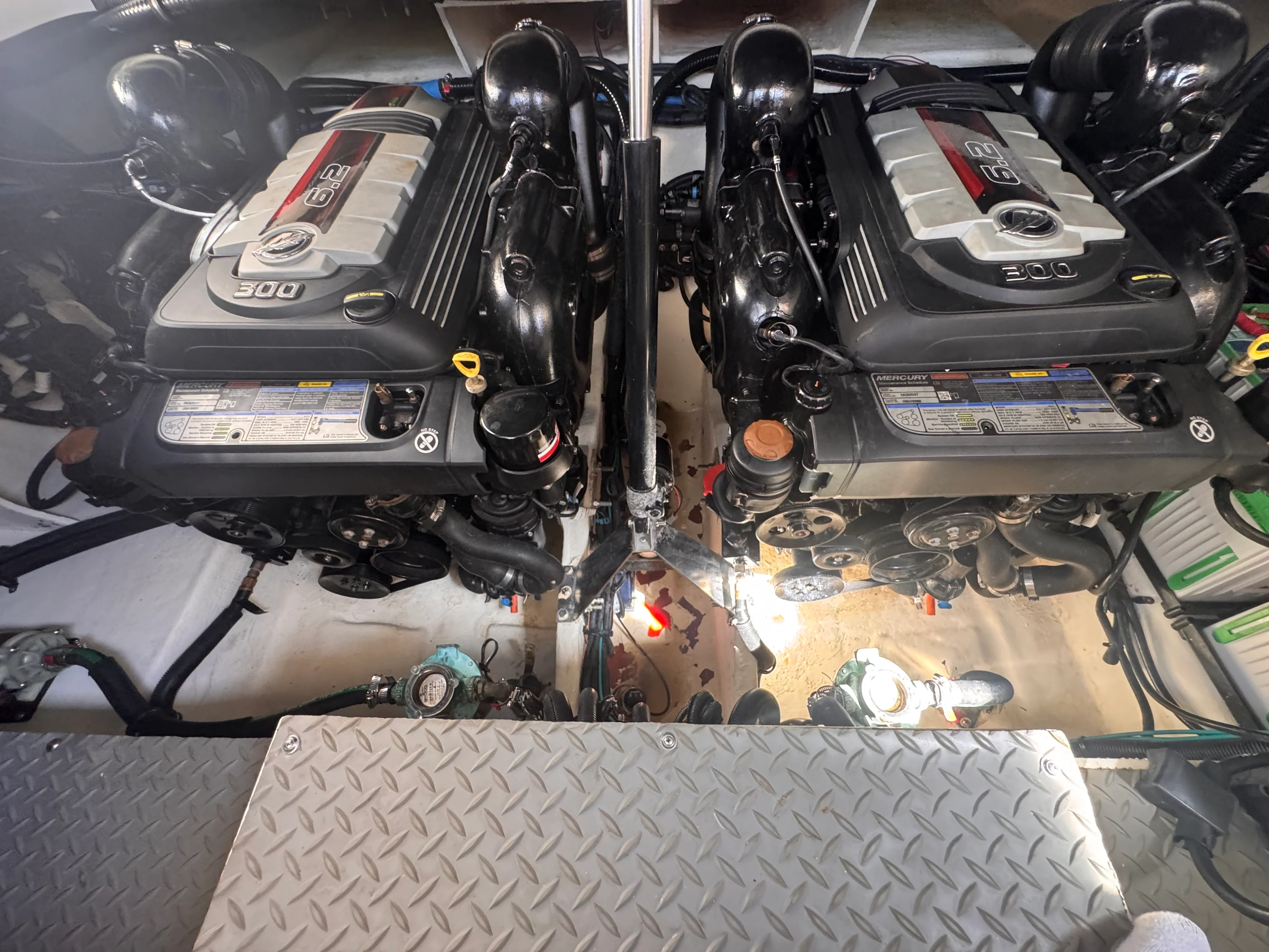 2019 Sea Ray 320 SUNDANCER Image Thumbnail #30