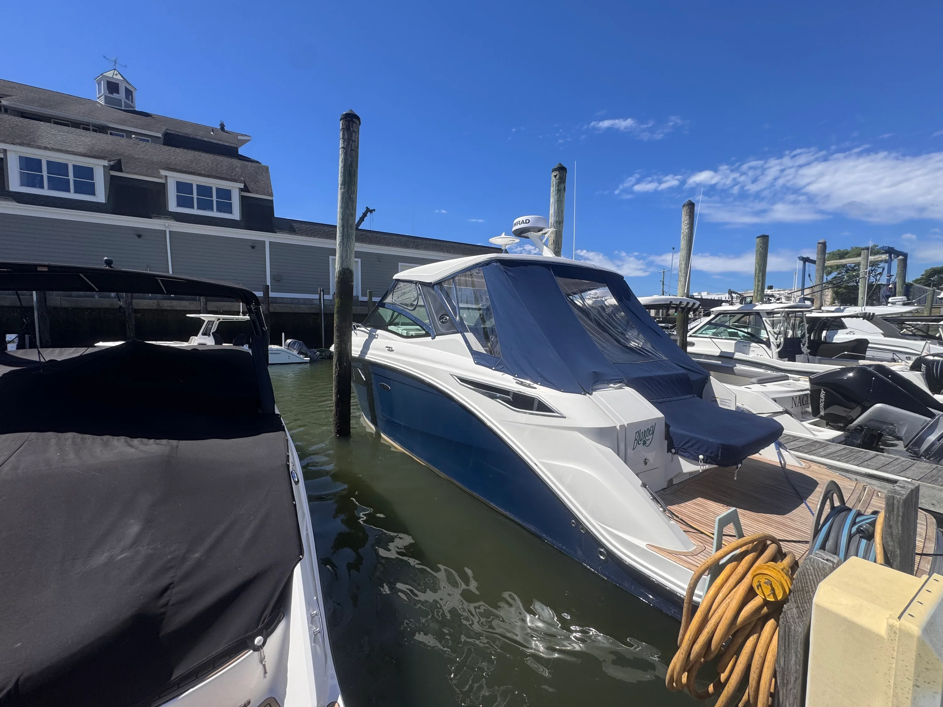 2019 Sea Ray 320 SUNDANCER Image Thumbnail #5