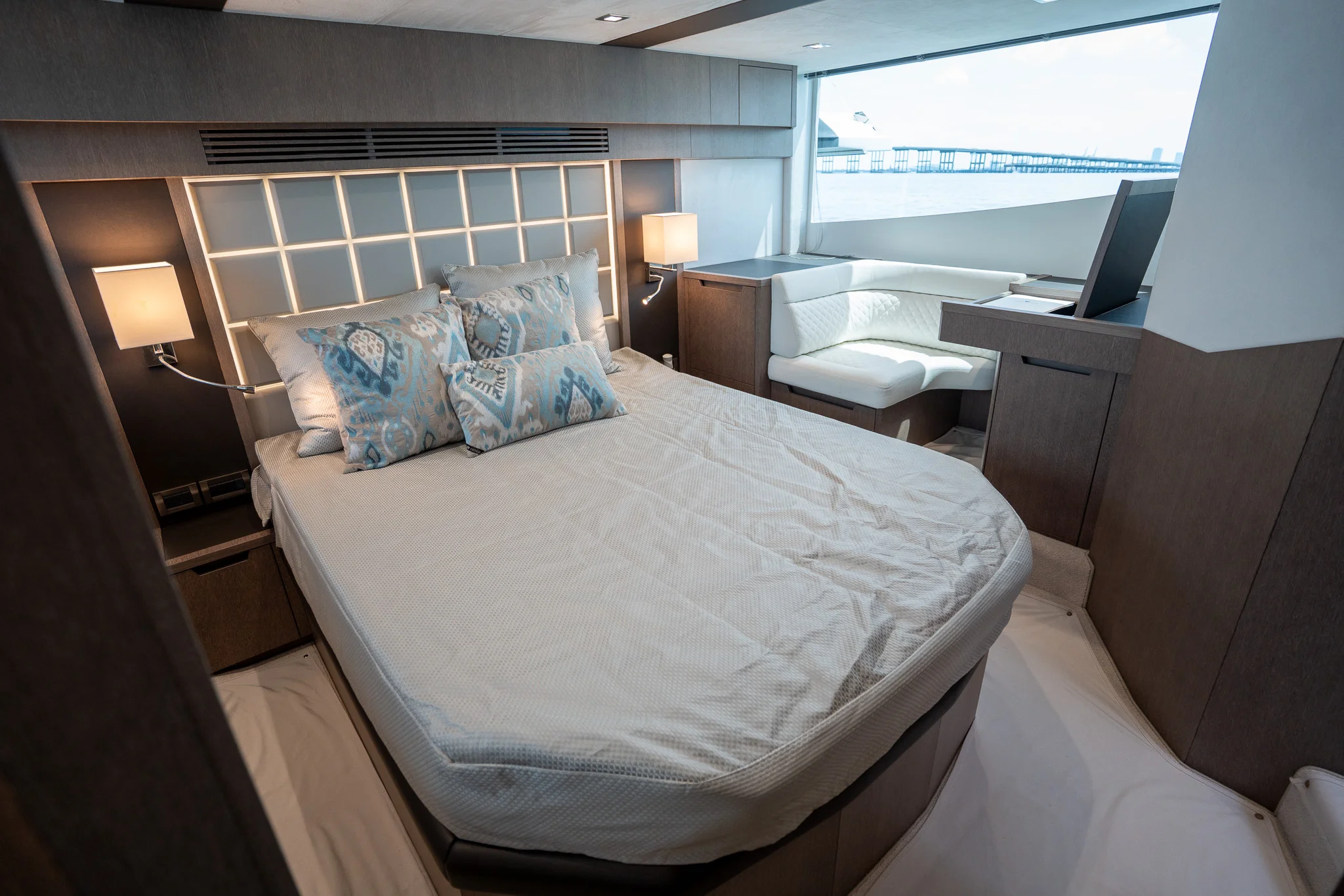 2022 Galeon 510 SKY Image Thumbnail #17