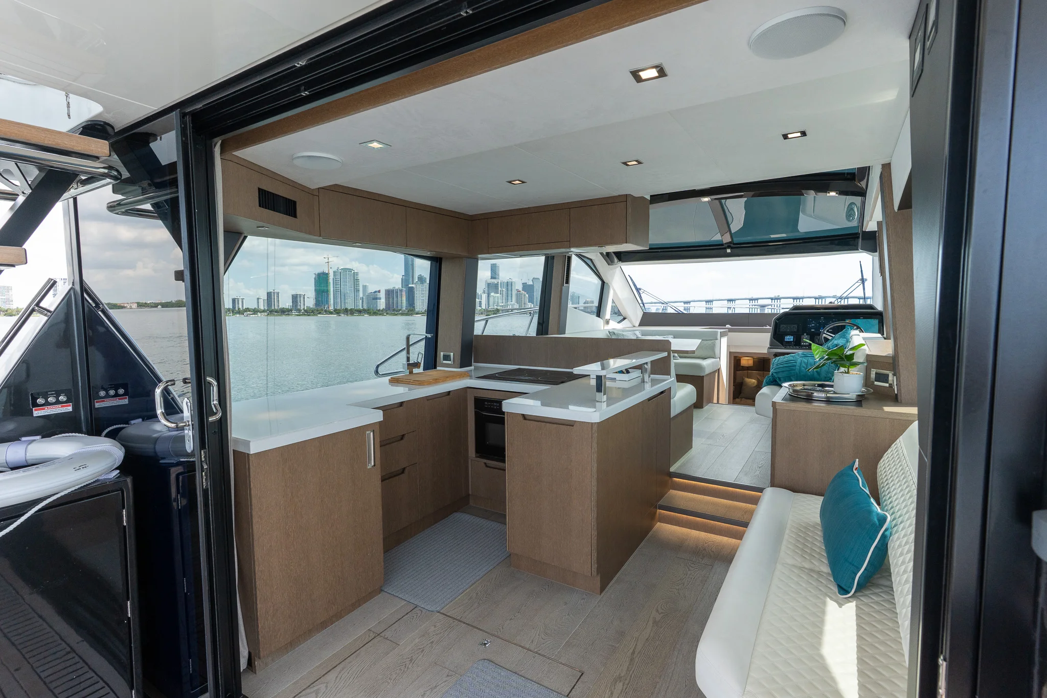 2022 Galeon 510 SKY Image Thumbnail #34