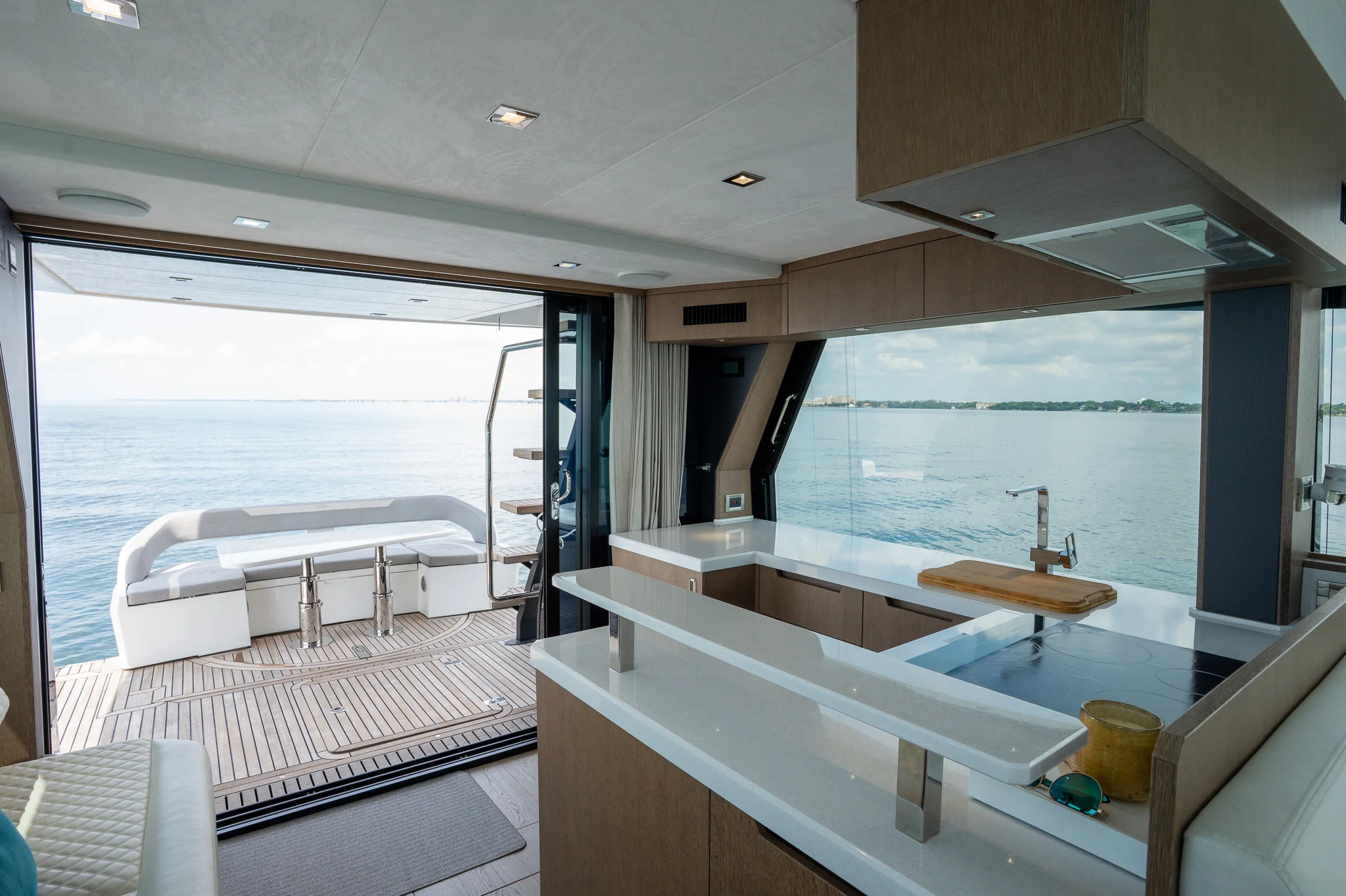 2022 Galeon 510 SKY Image Thumbnail #32