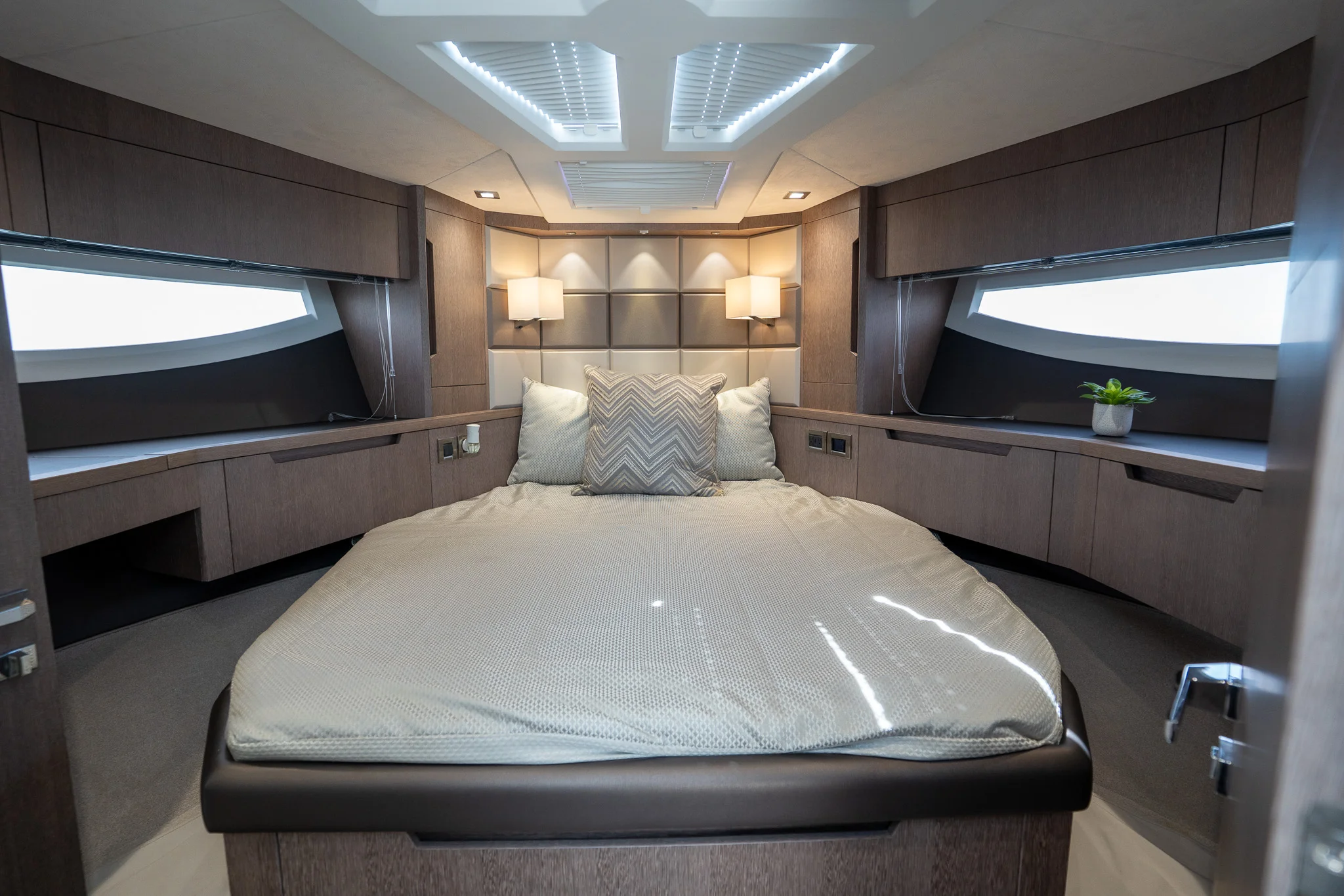 2022 Galeon 510 SKY Image Thumbnail #24