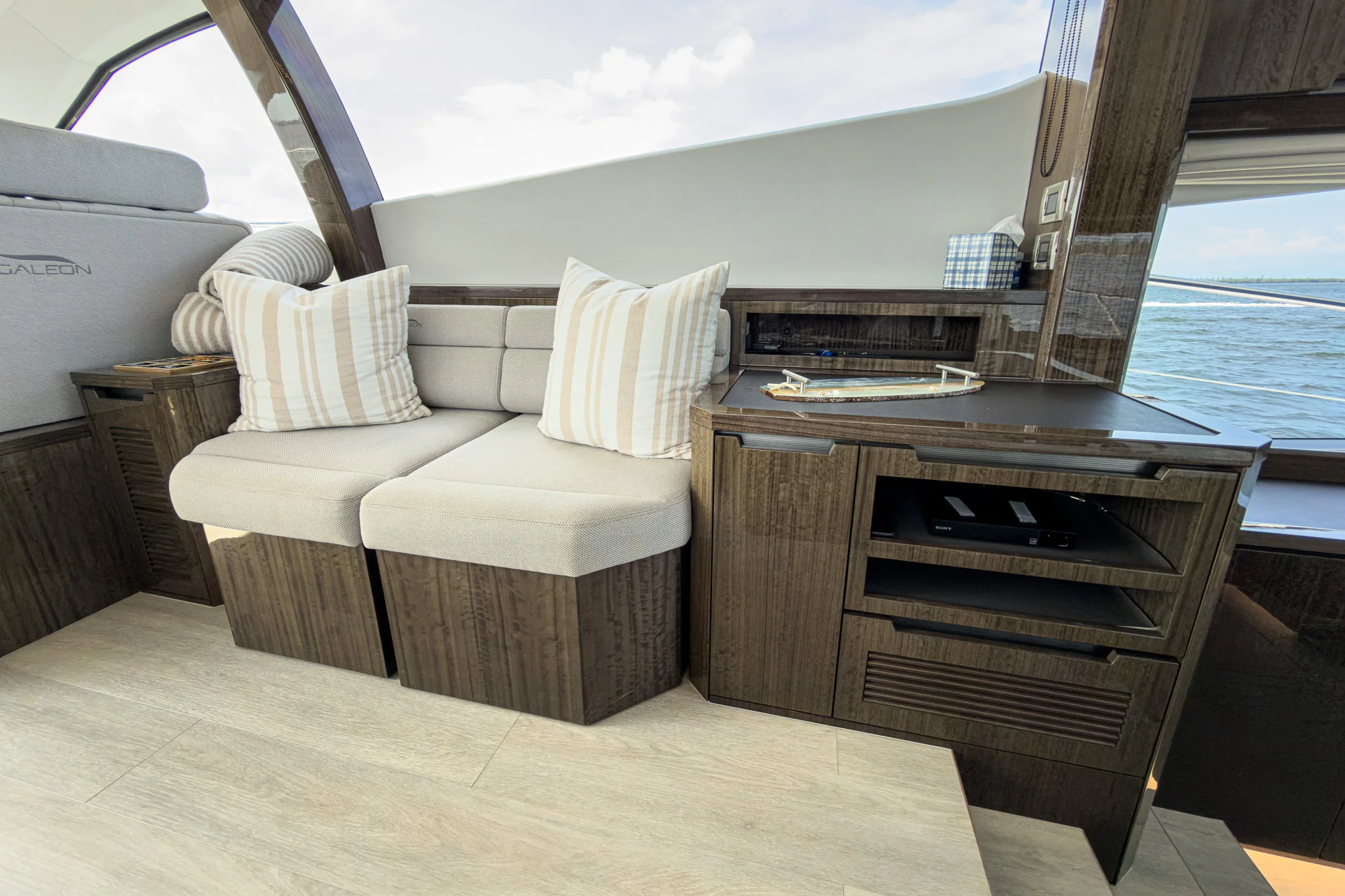 2022 Galeon 550 Fly Image Thumbnail #23