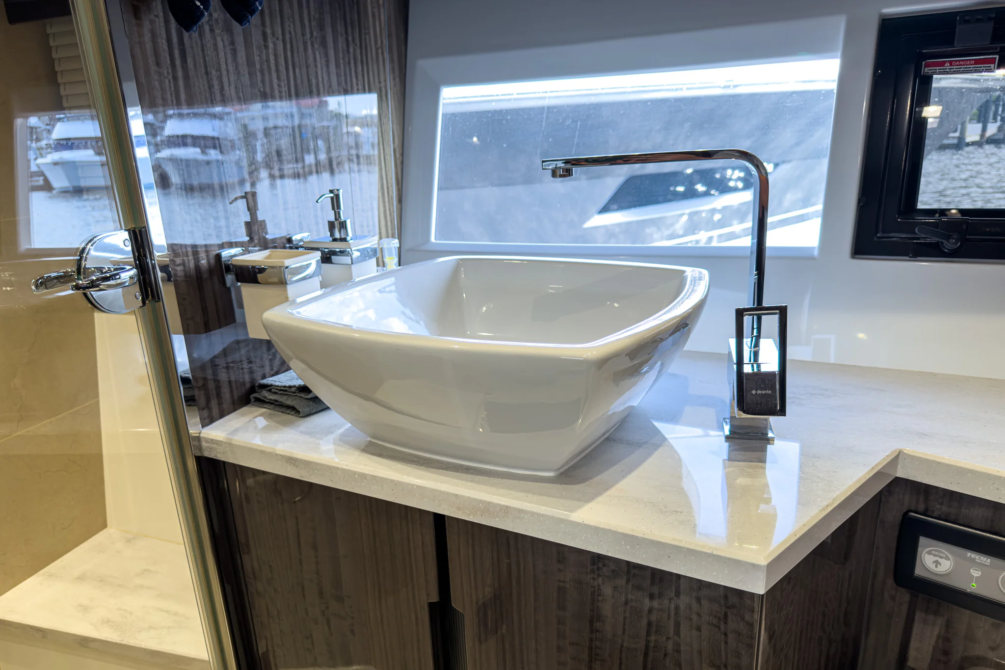 2022 Galeon 550 Fly Image Thumbnail #39
