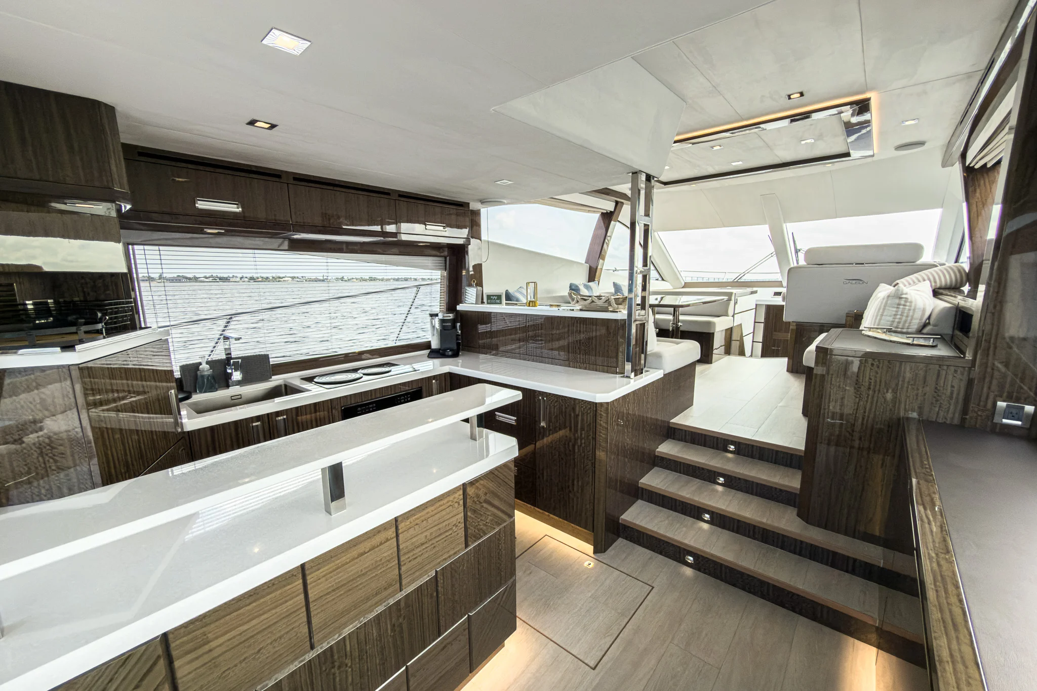 2022 Galeon 550 Fly Image Thumbnail #14