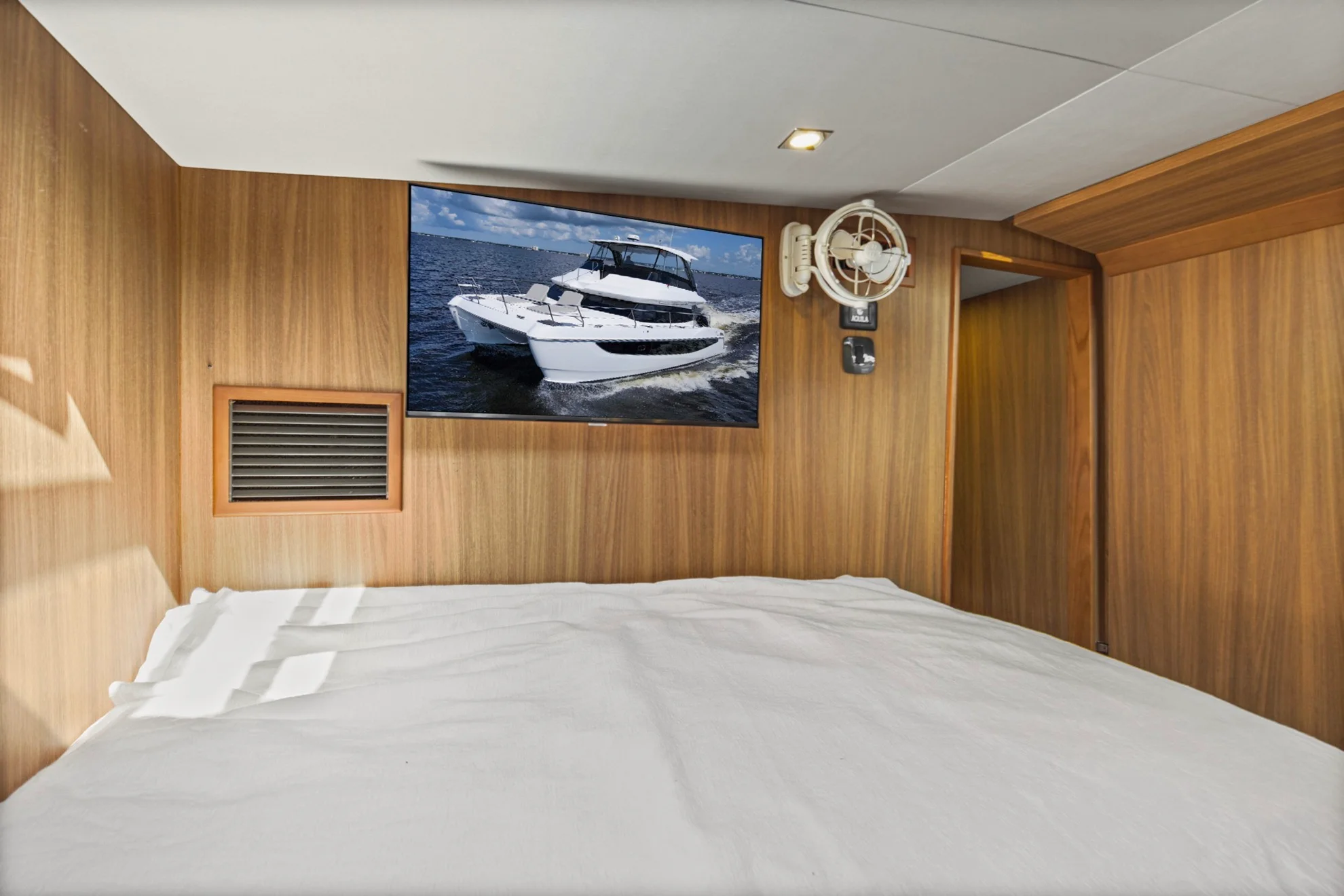 2025 Aquila 42 Yacht Image Thumbnail #20