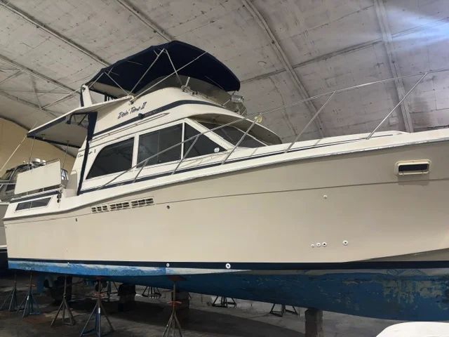 1985 Chris-Craft 426 CATALINA Image Thumbnail #0