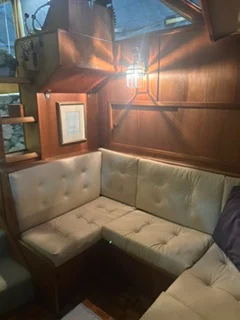 1985 Chris-Craft 426 CATALINA Image Thumbnail #22