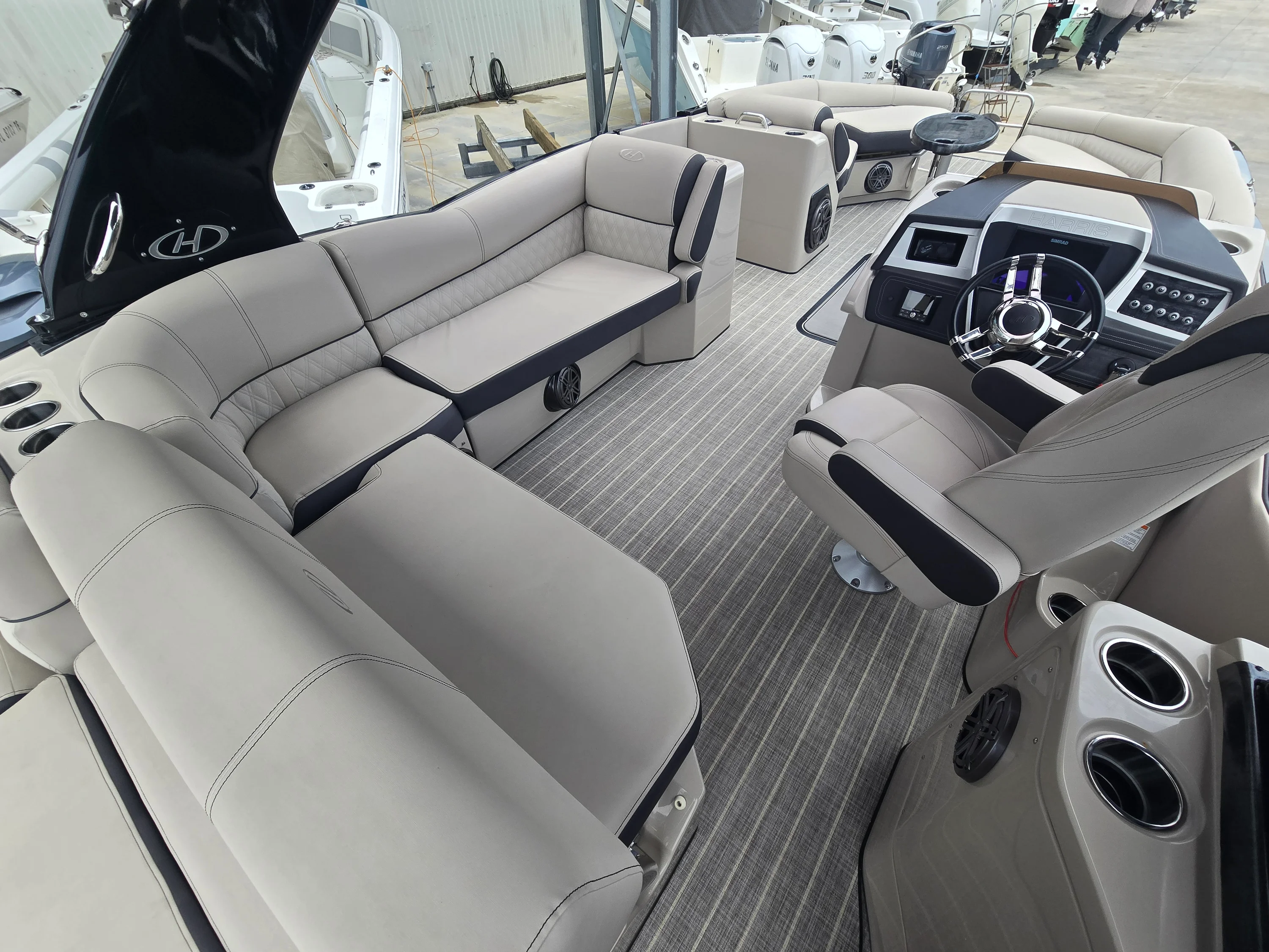 2021 Harris 250 CROWNE Image Thumbnail #8