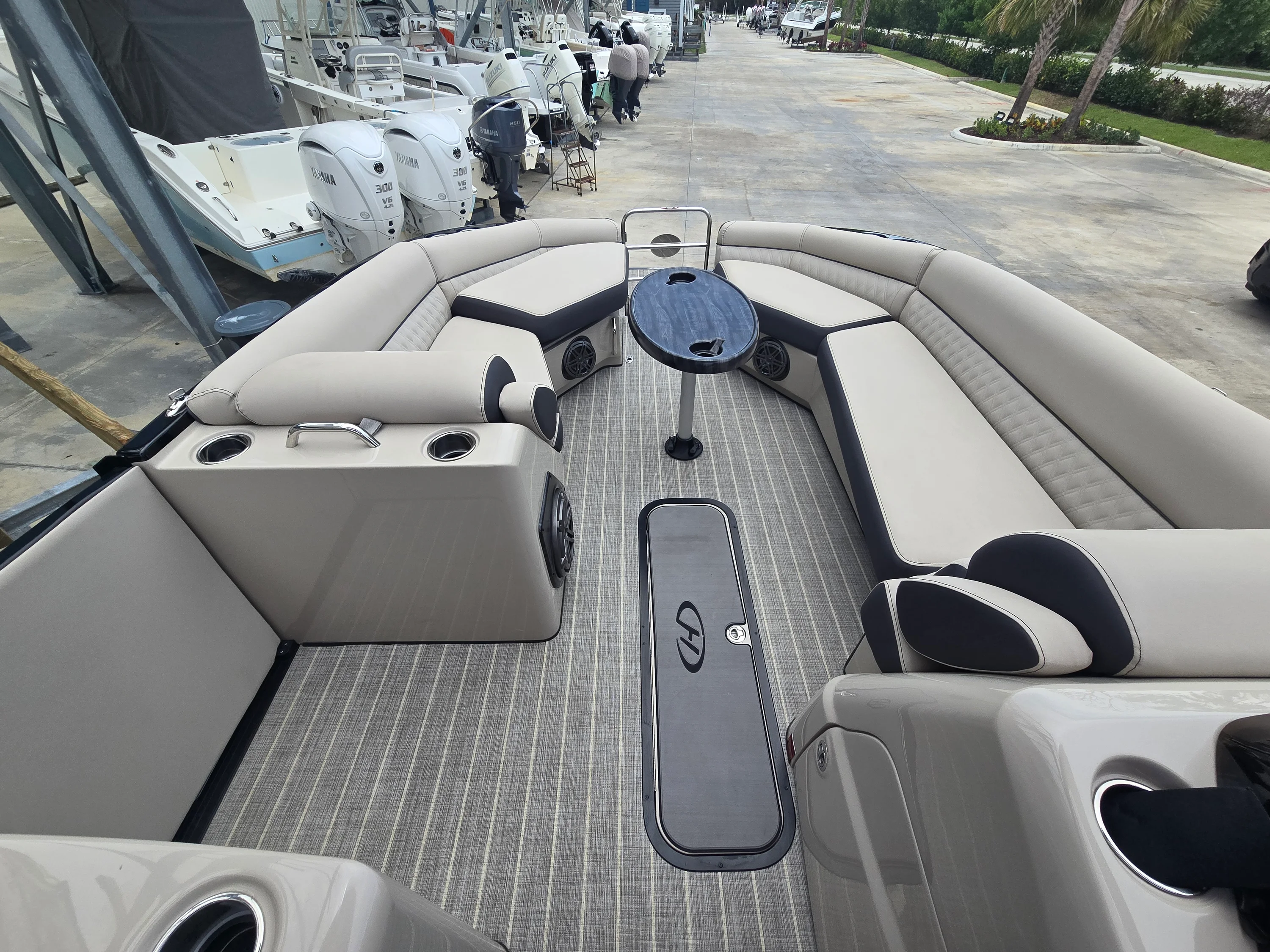 2021 Harris 250 CROWNE Image Thumbnail #9