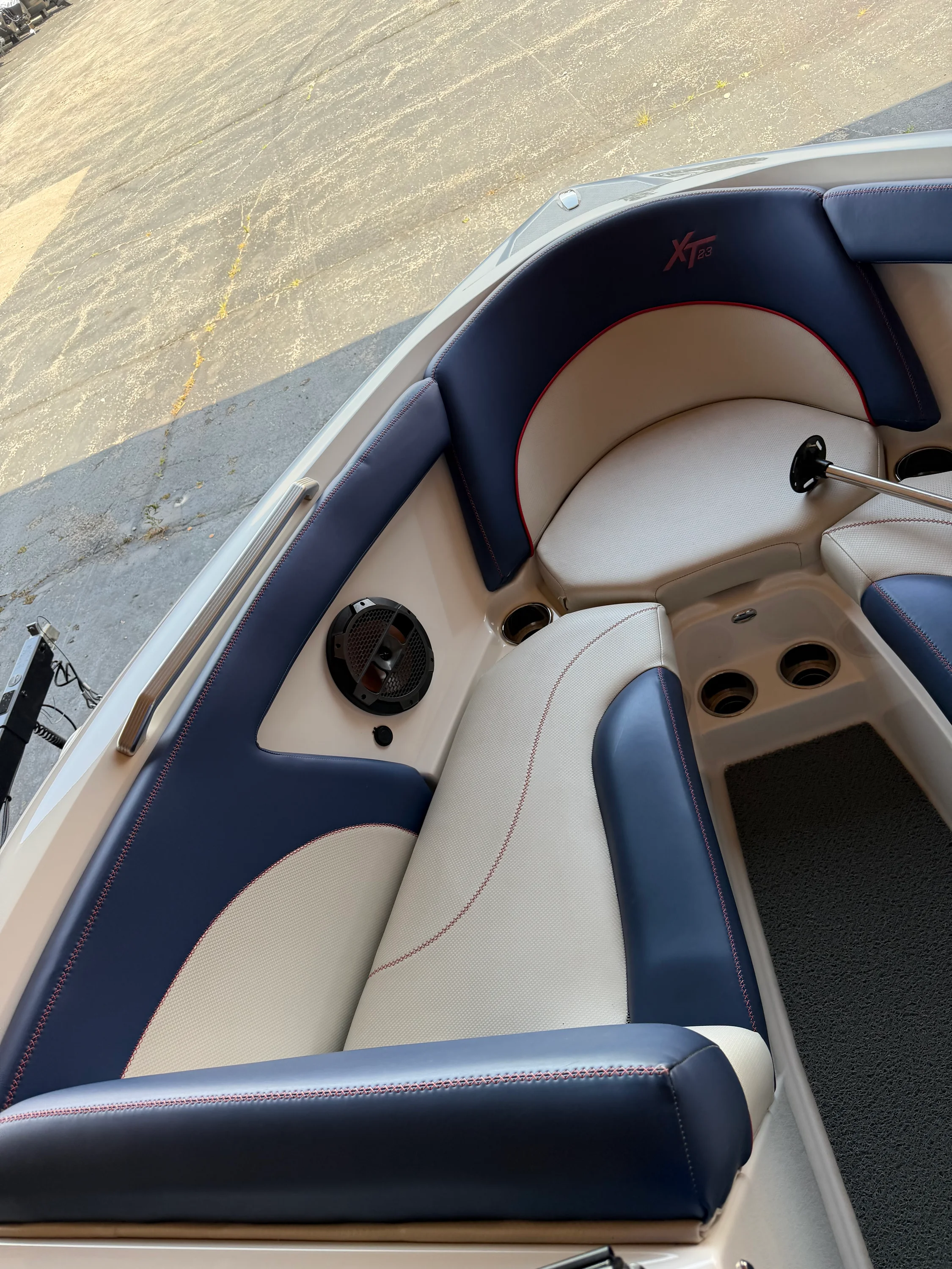 2018 Mastercraft XT 23 Image Thumbnail #11