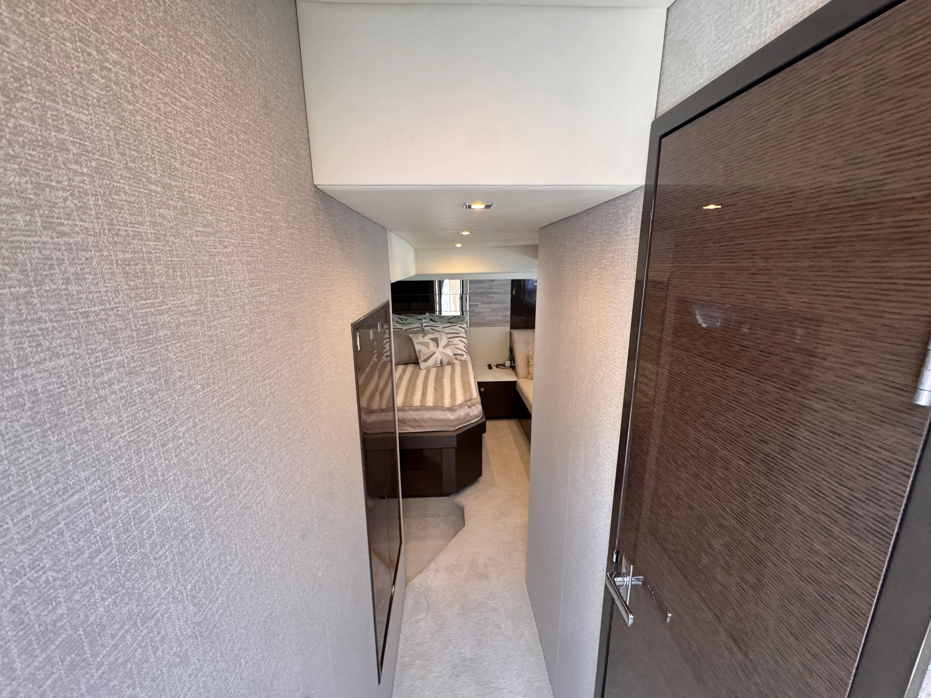 2021 Cruisers Yachts 50 CANTIUS Image Thumbnail #21
