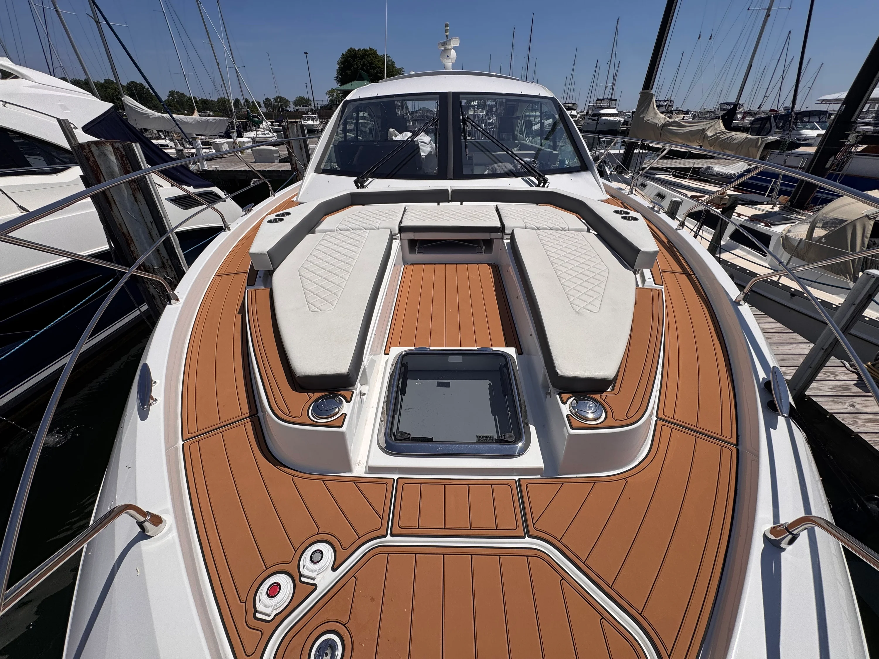 2021 Cruisers Yachts 50 CANTIUS Image Thumbnail #43