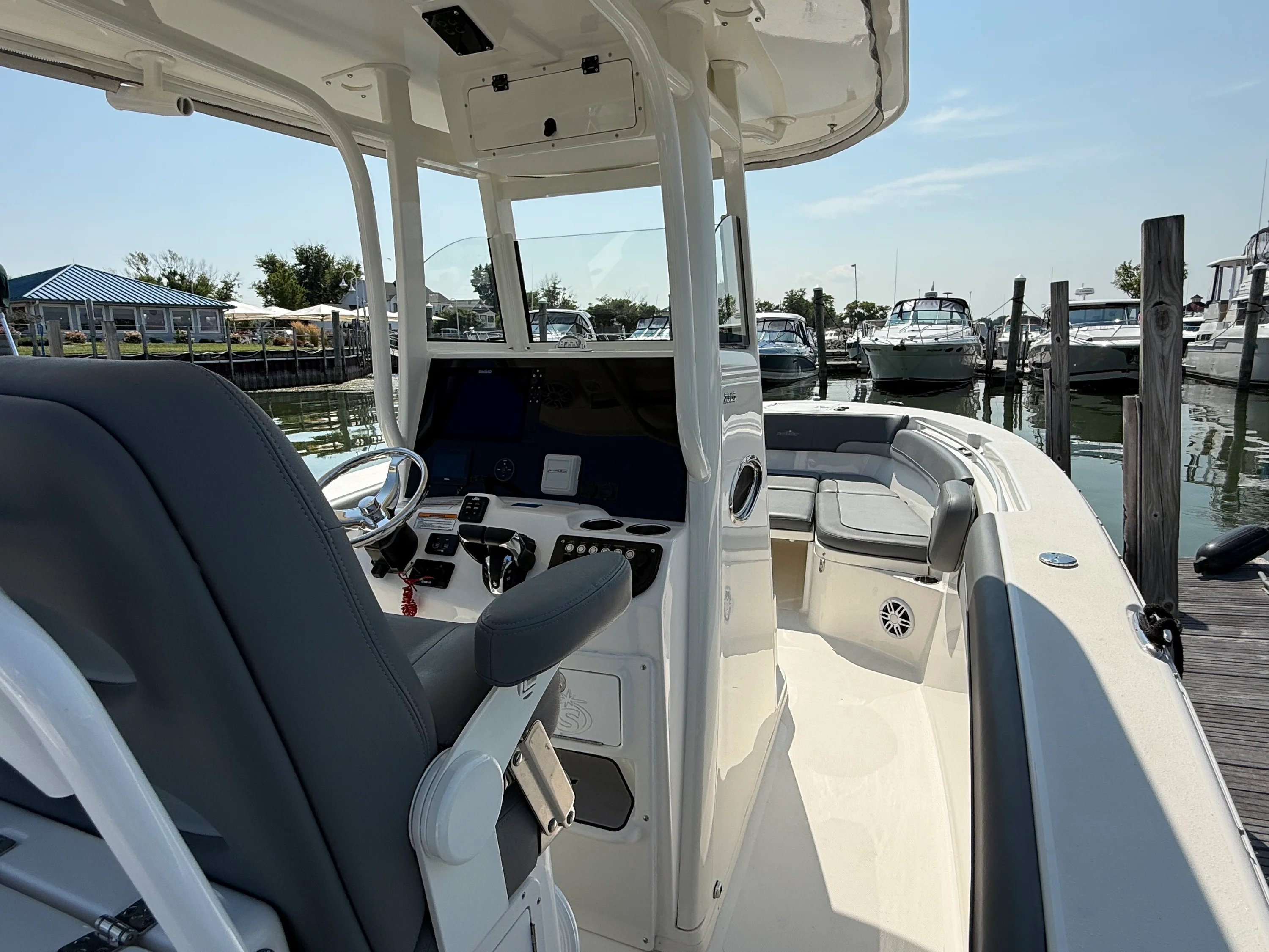 2023 NauticStar 28 XS Offshore Image Thumbnail #16