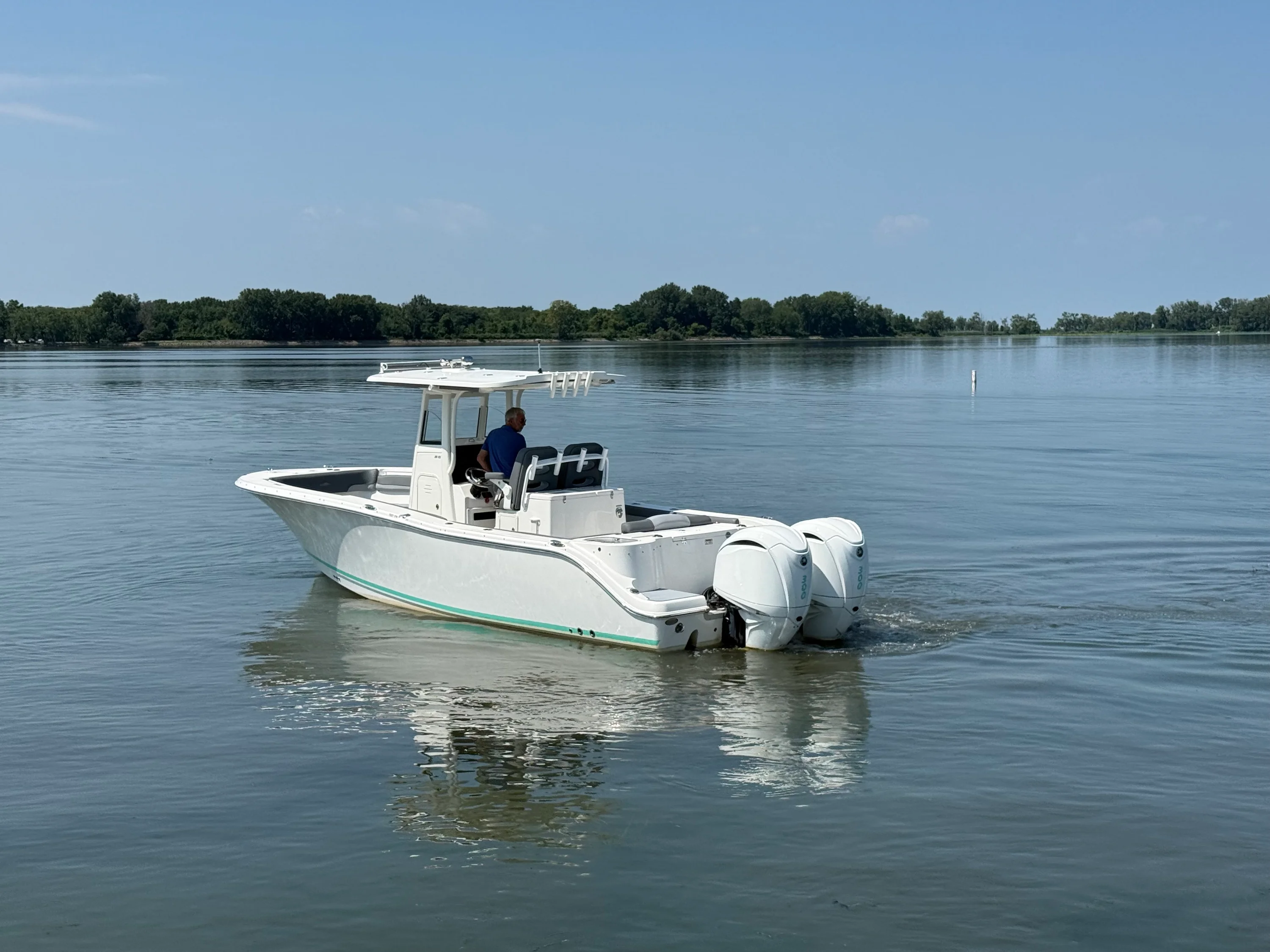 2023 NauticStar 28 XS Offshore Image Thumbnail #2
