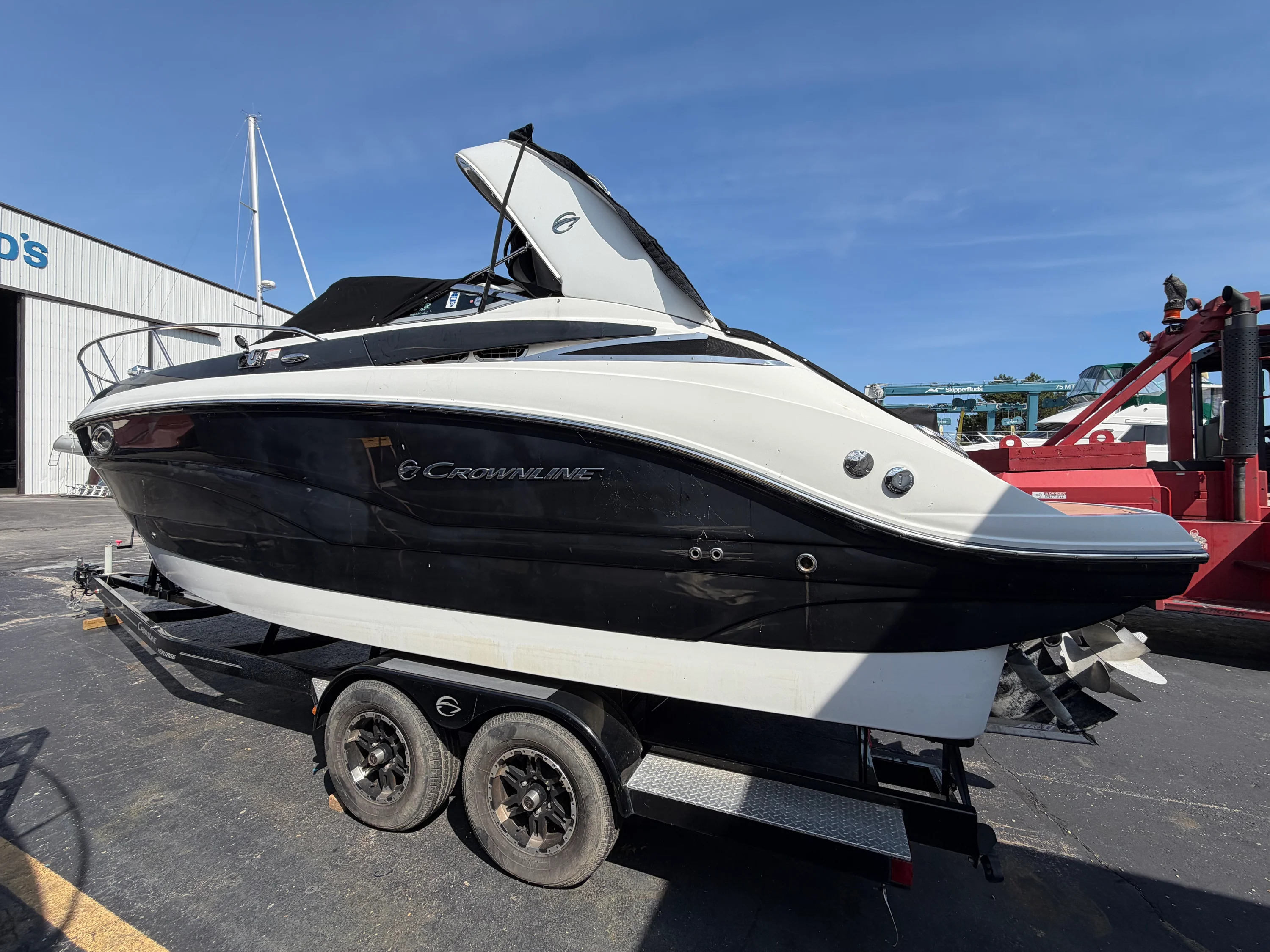 2018 Crownline 264 CR Image Thumbnail #1