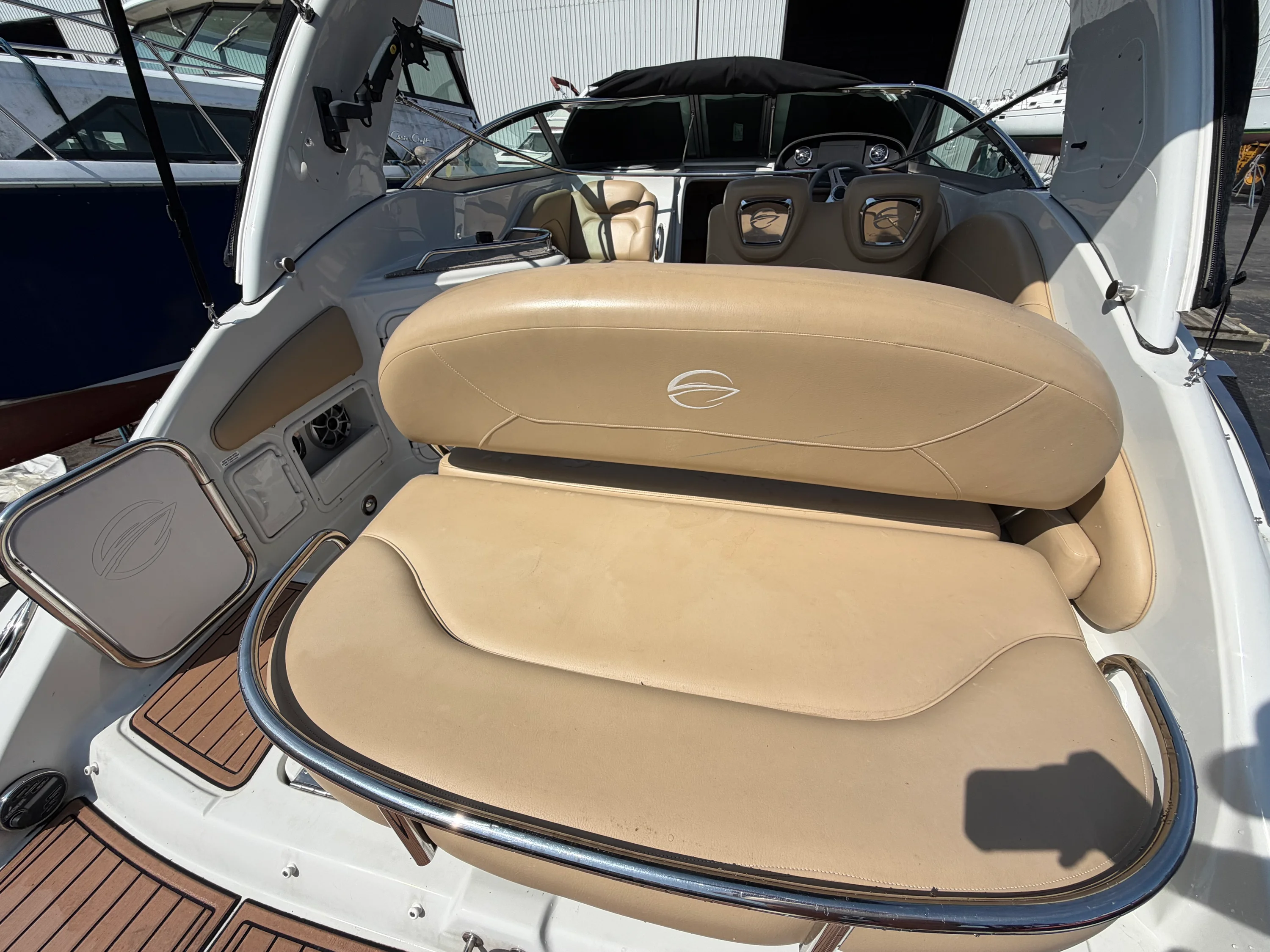 2018 Crownline 264 CR Image Thumbnail #2
