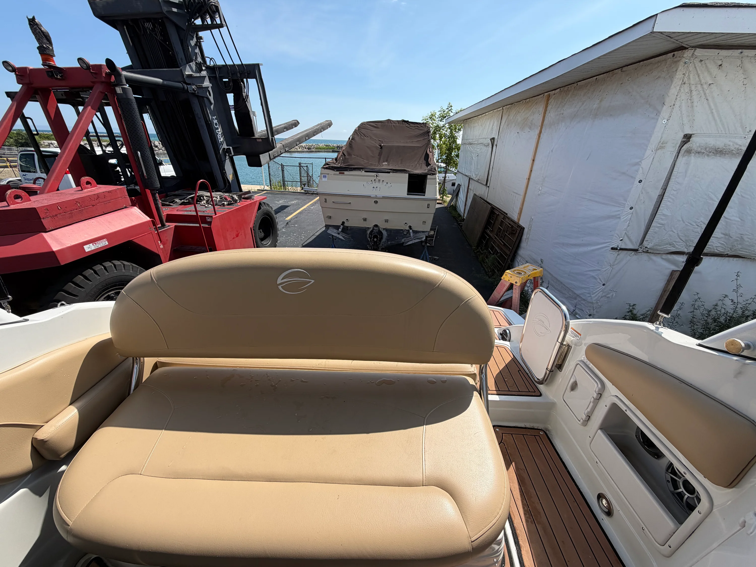 2018 Crownline 264 CR Image Thumbnail #4