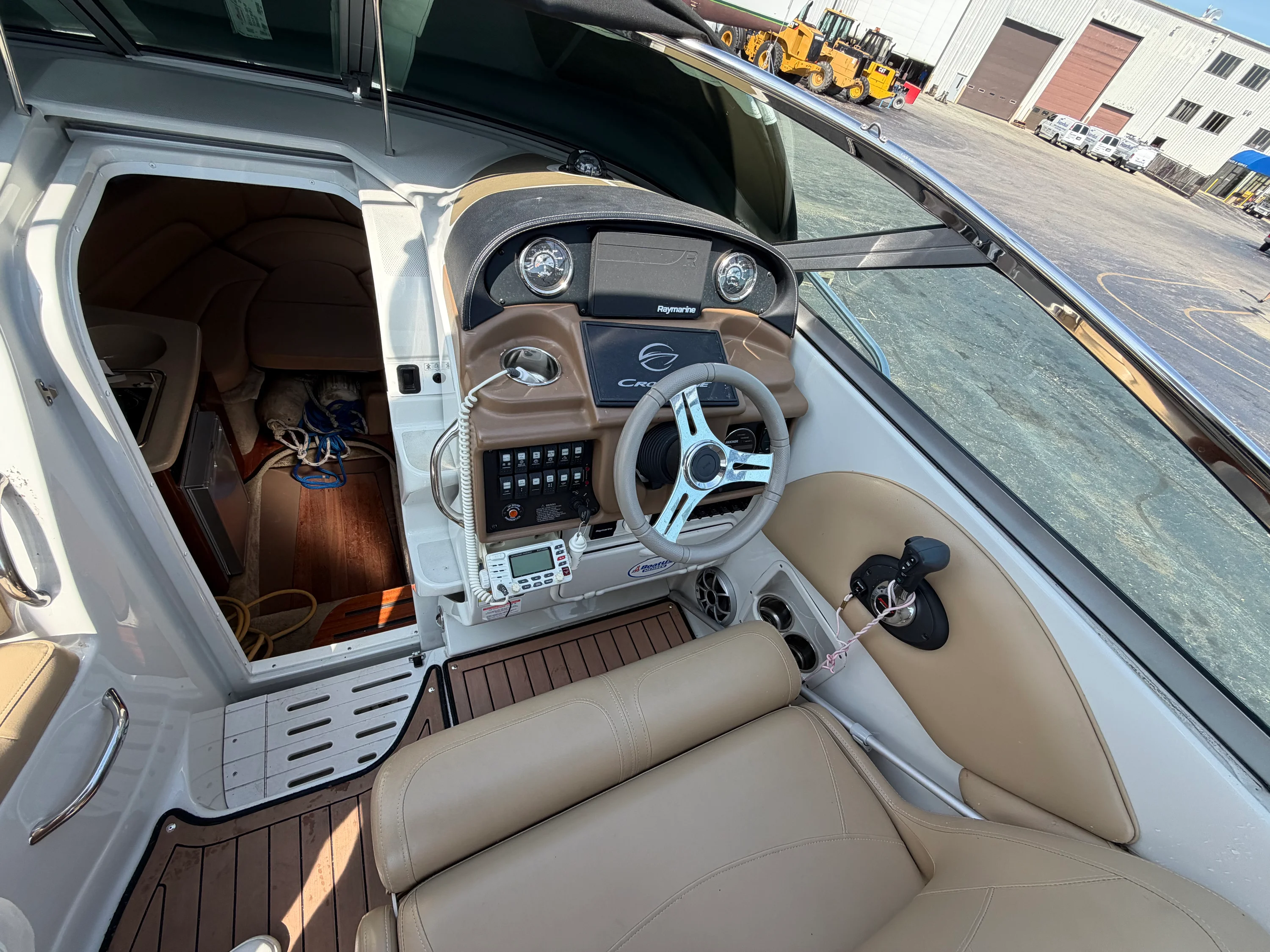 2018 Crownline 264 CR Image Thumbnail #6