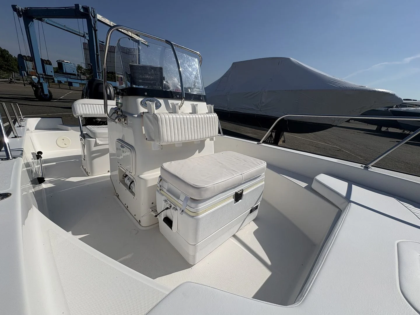 2011 Boston Whaler 170 MONTAUK Image Thumbnail #3