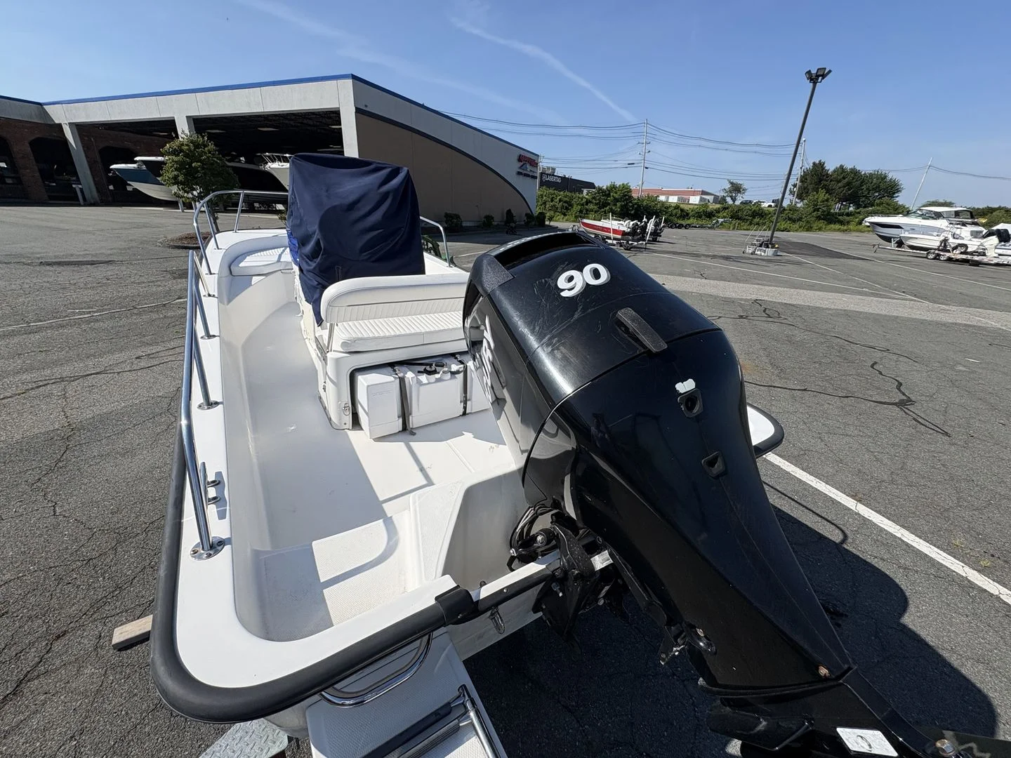 2011 Boston Whaler 170 MONTAUK Image Thumbnail #8