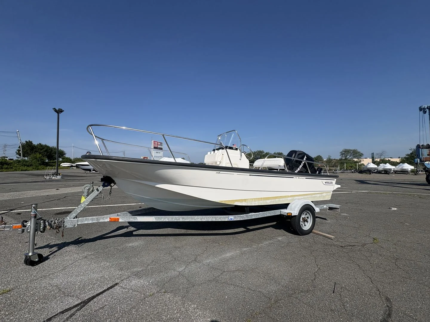 2011 Boston Whaler 170 MONTAUK Image Thumbnail #1