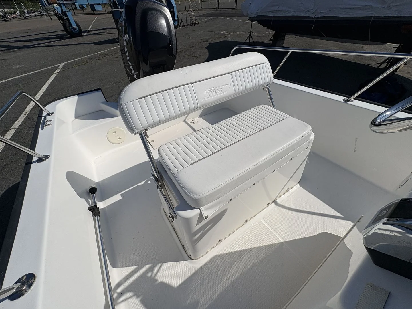 2011 Boston Whaler 170 MONTAUK Image Thumbnail #6