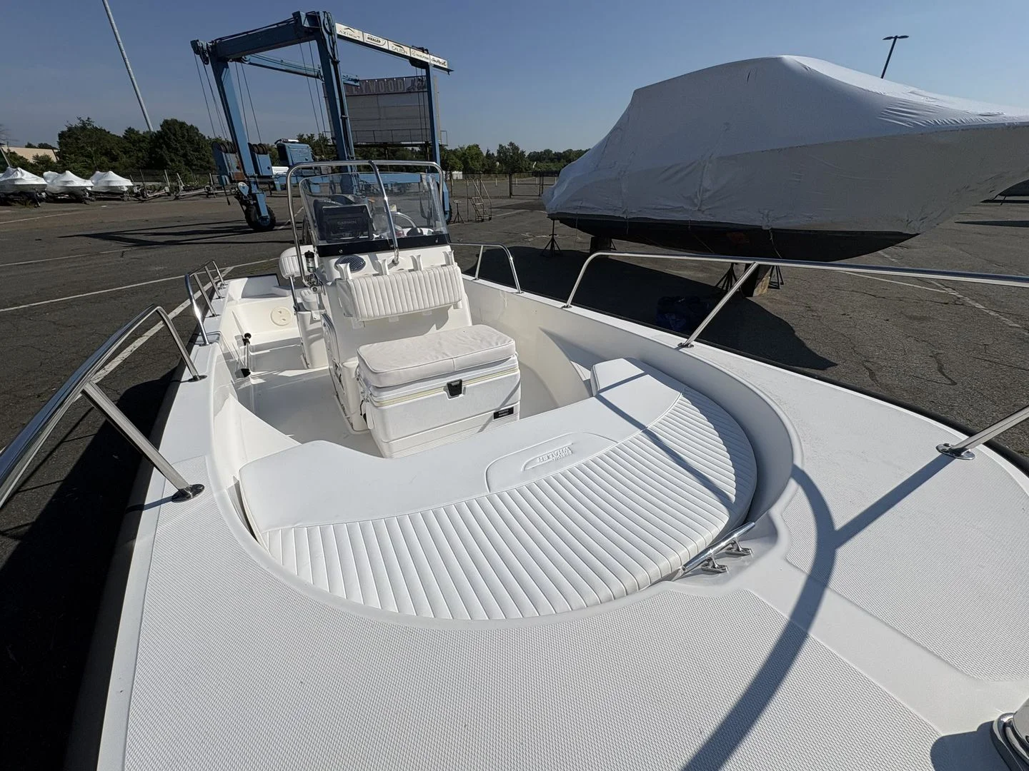 2011 Boston Whaler 170 MONTAUK Image Thumbnail #2