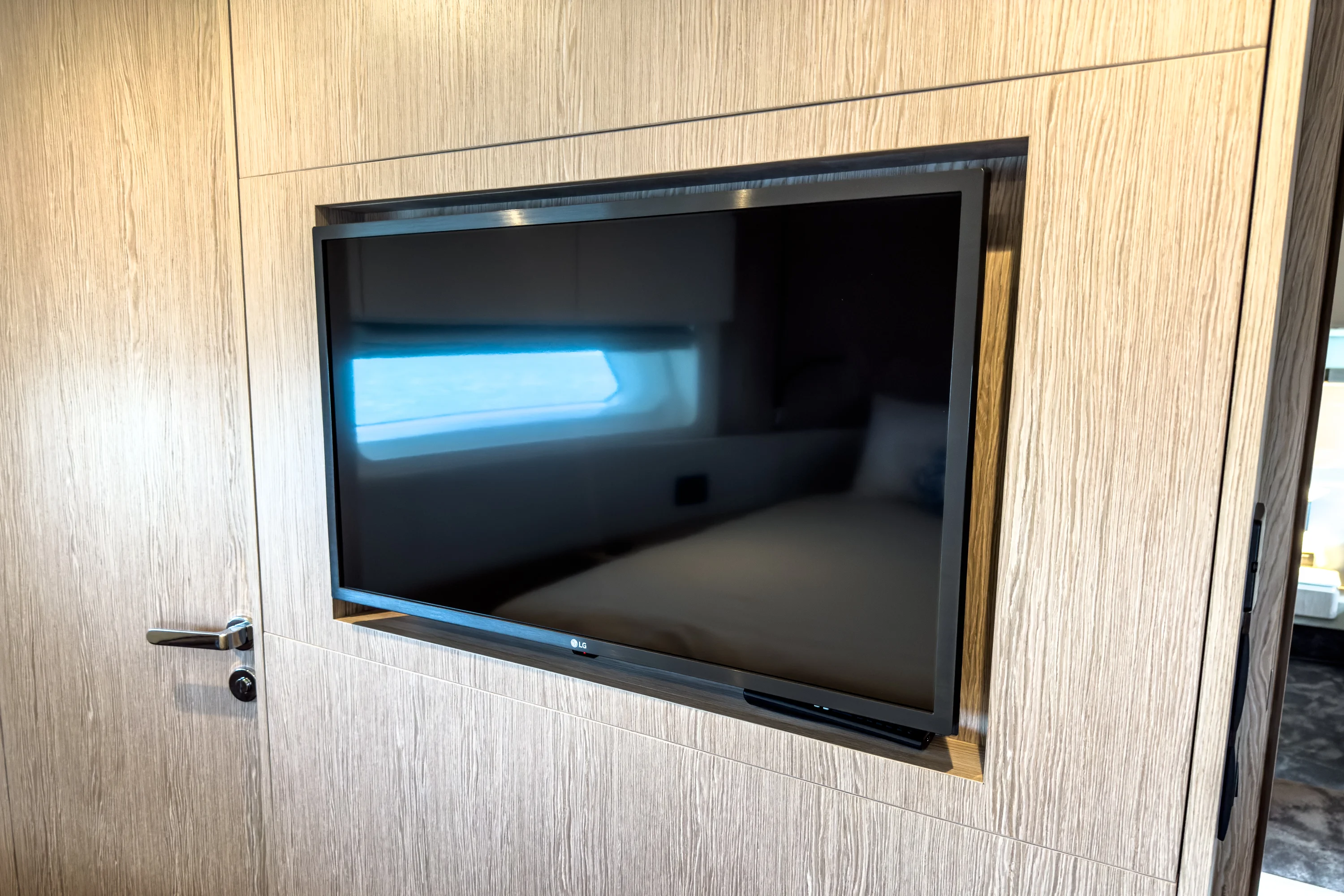 2025 Azimut 53 FLY Image Thumbnail #50