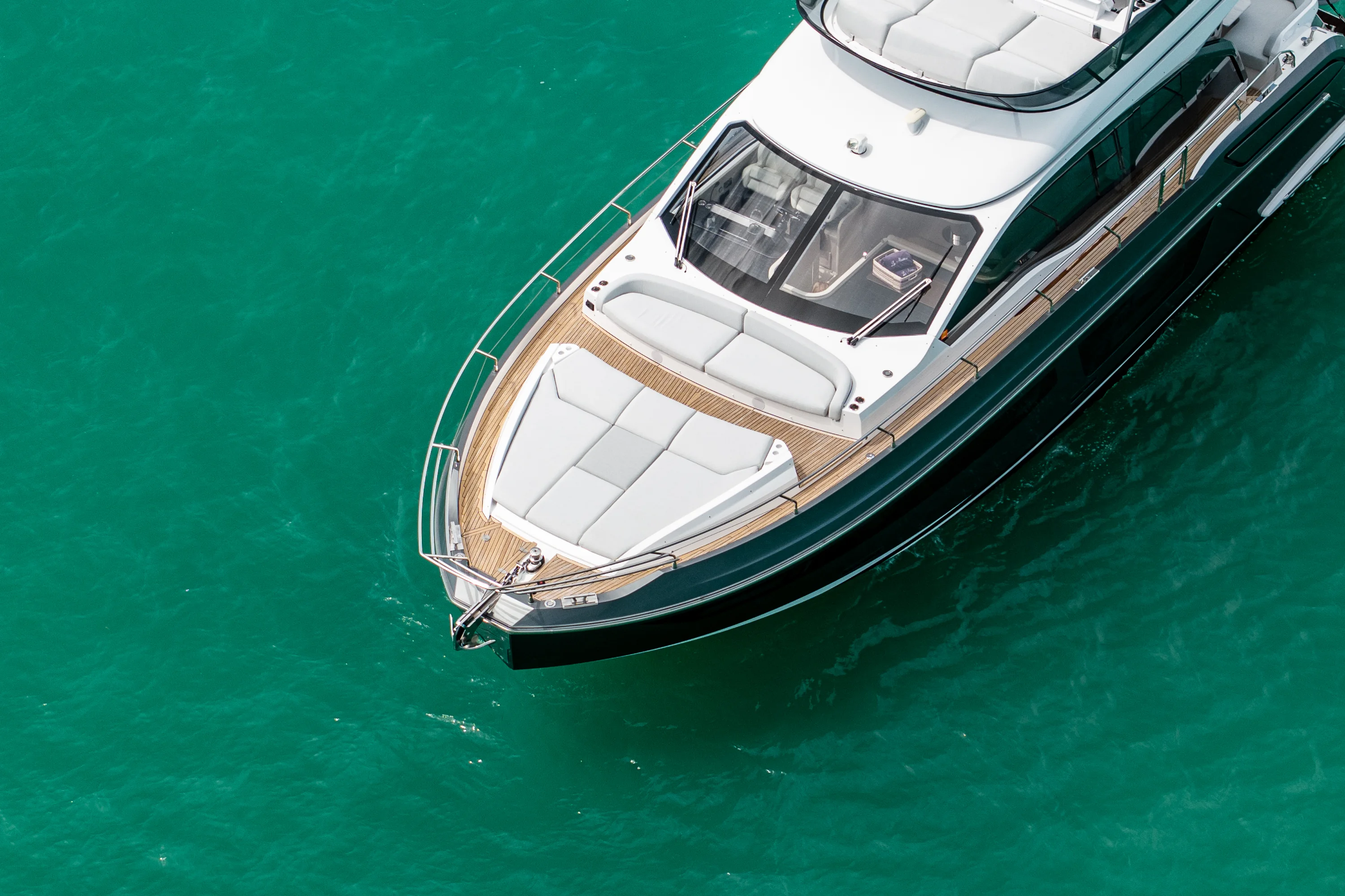 2025 Azimut 53 FLY Image Thumbnail #4