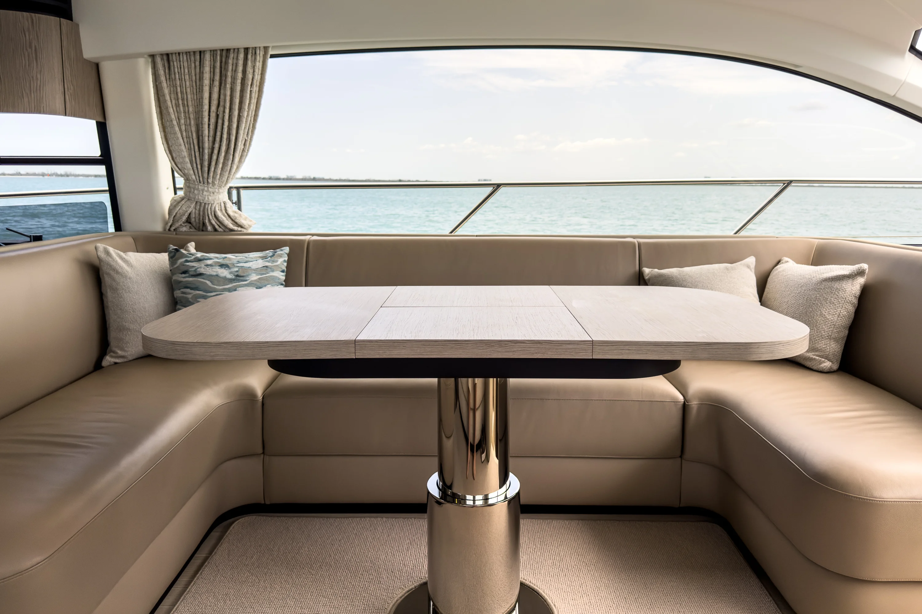 2025 Azimut 53 FLY Image Thumbnail #20