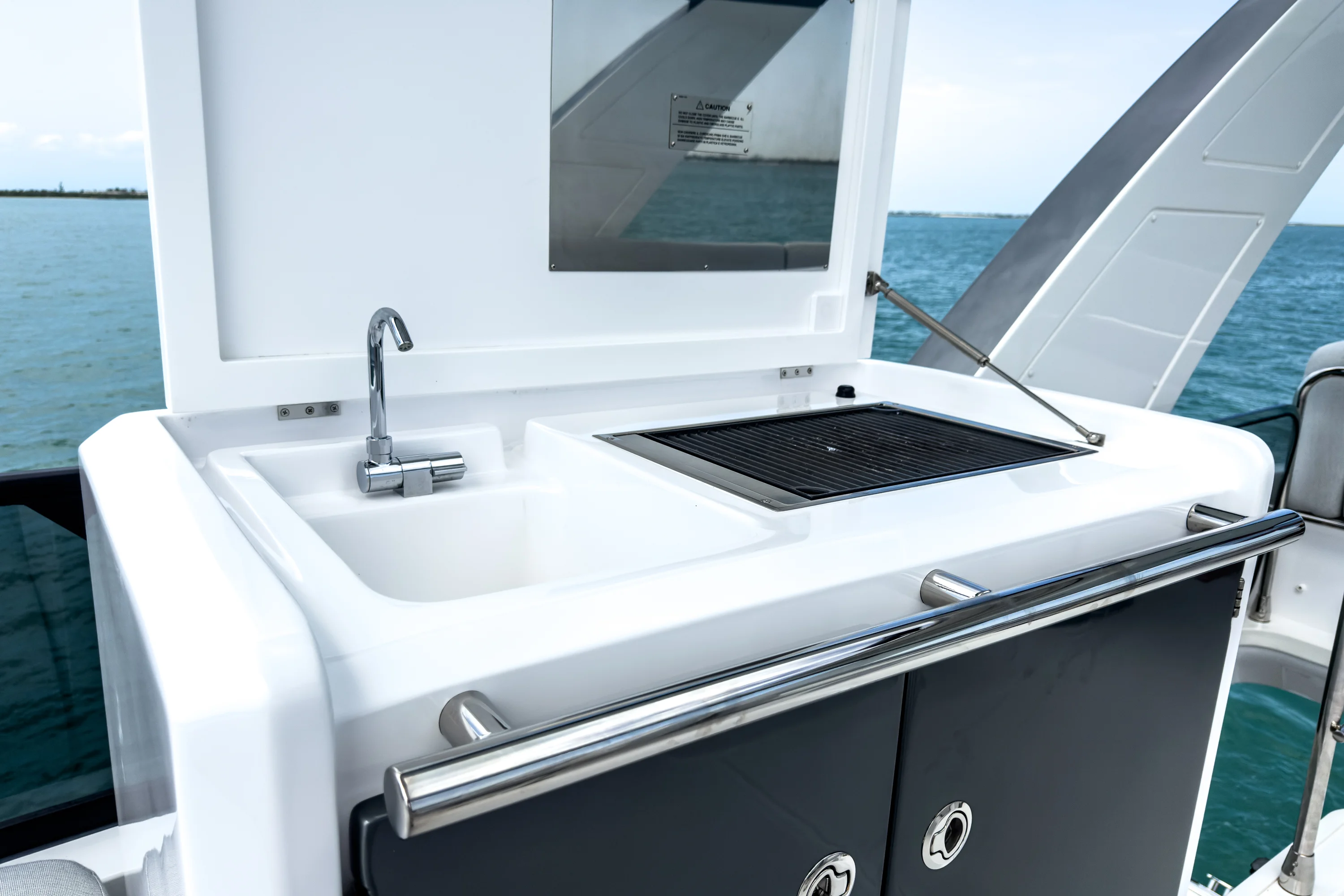 2025 Azimut 53 FLY Image Thumbnail #61