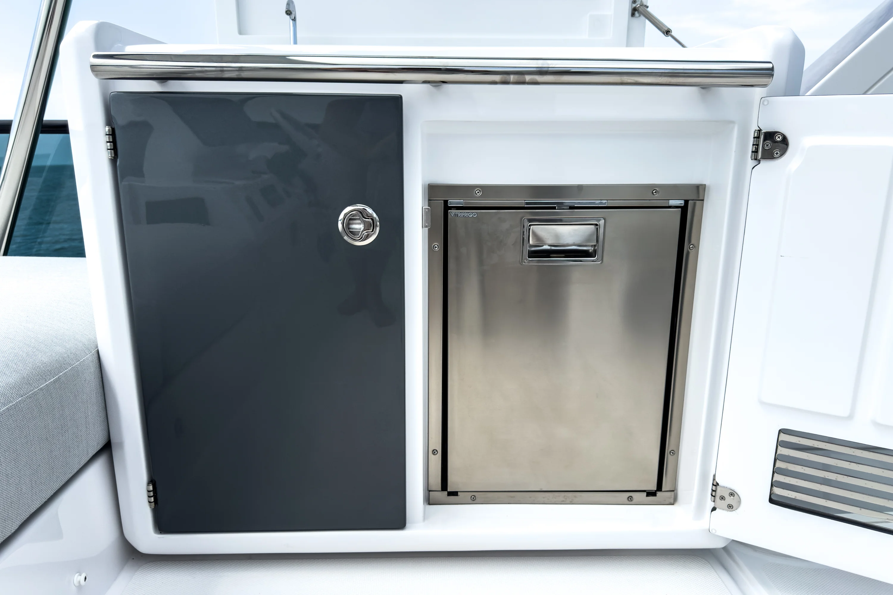 2025 Azimut 53 FLY Image Thumbnail #60