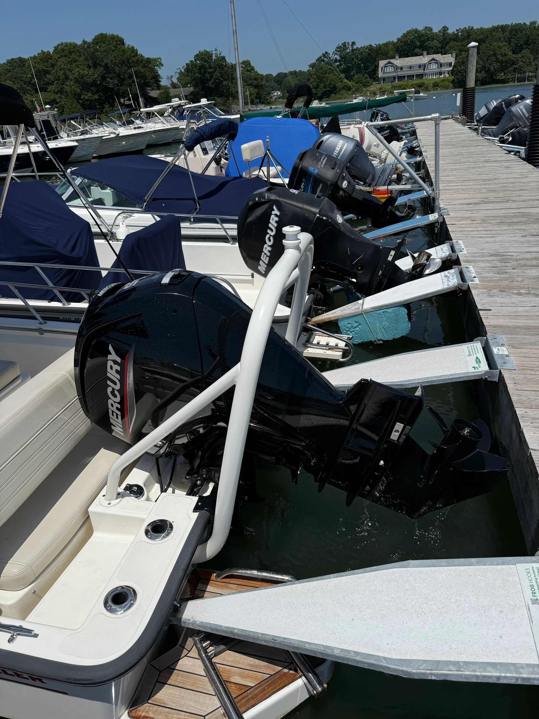 2022 Boston Whaler 170 MONTAUK Image Thumbnail #1
