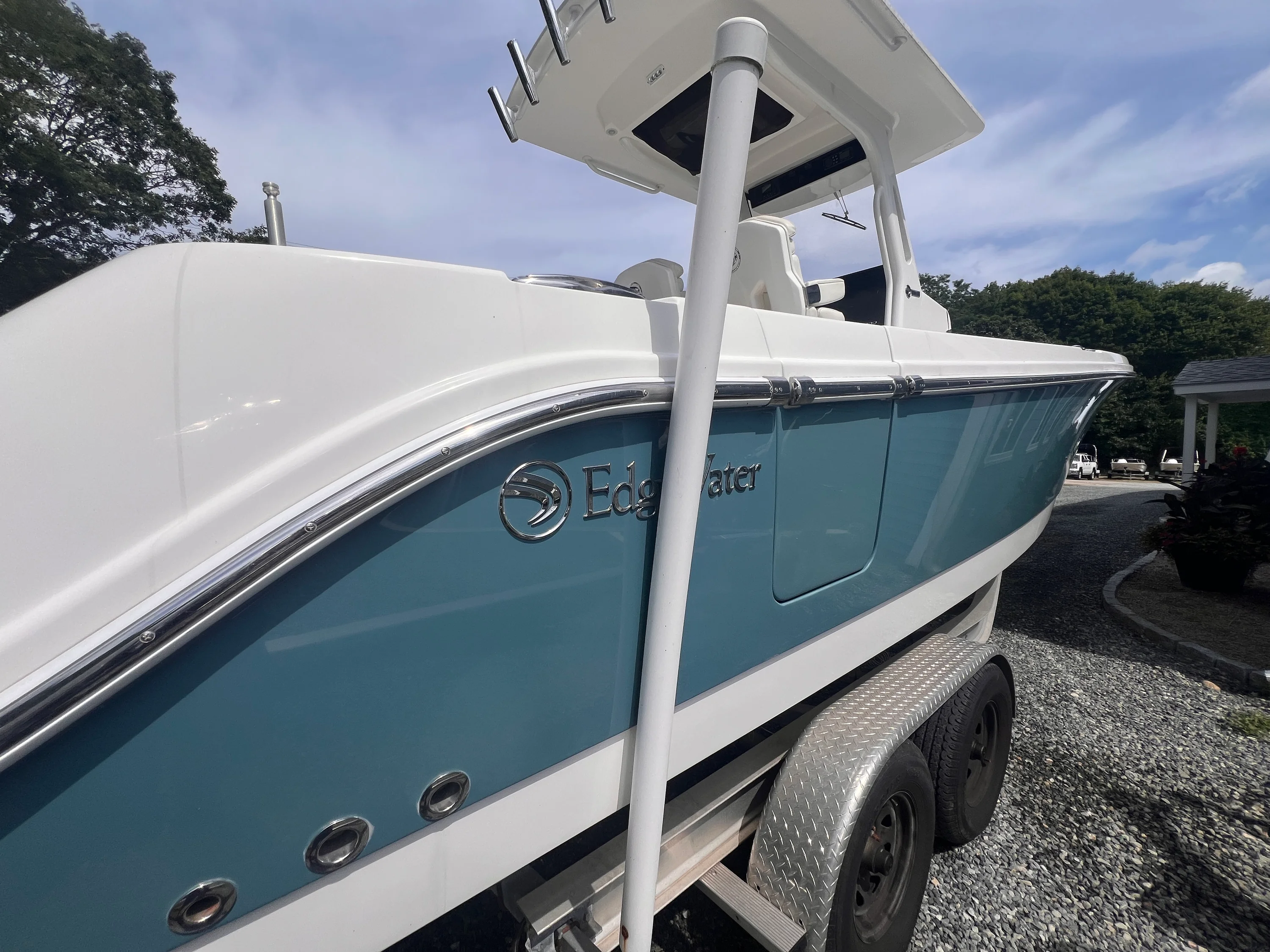 2021 EdgeWater 262 CC Image Thumbnail #8