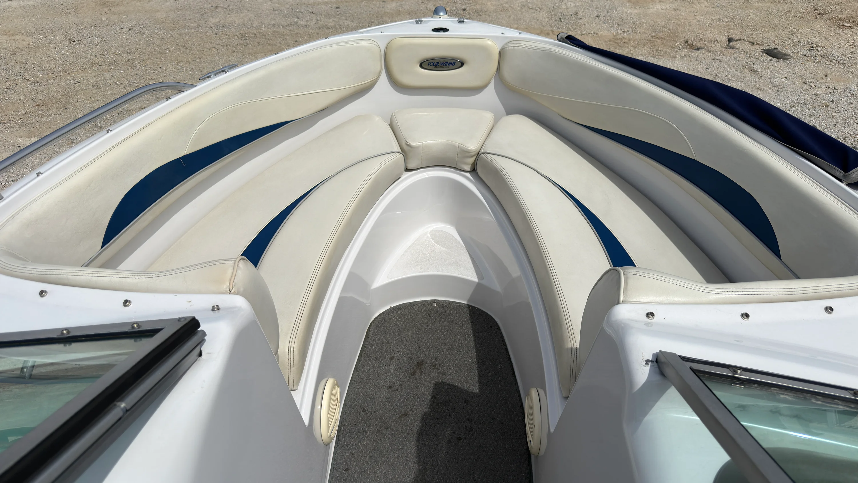 2000 Four Winns HORIZON 200 Image Thumbnail #18