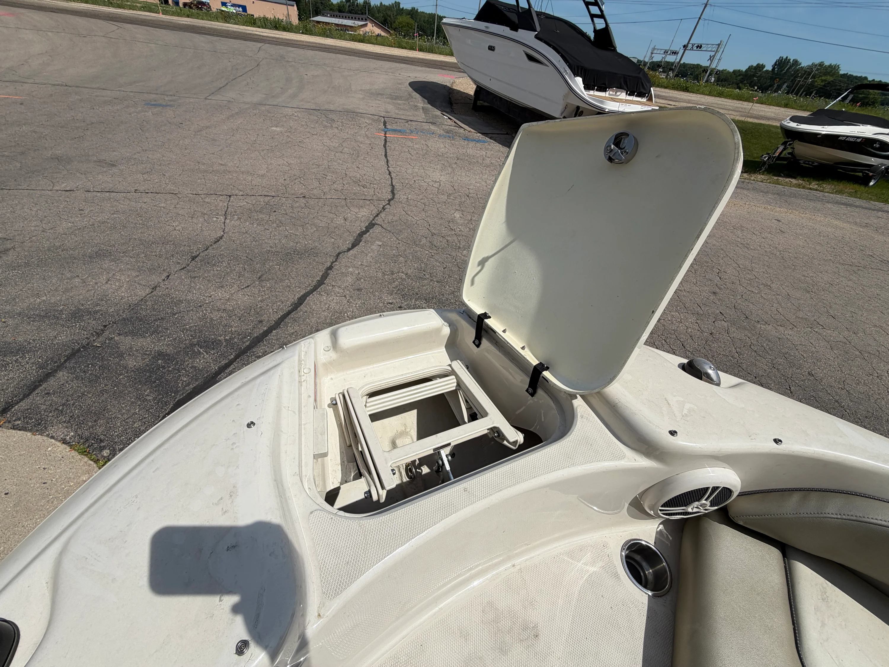 2007 Sea Ray SUNDECK 200 SD Image Thumbnail #21