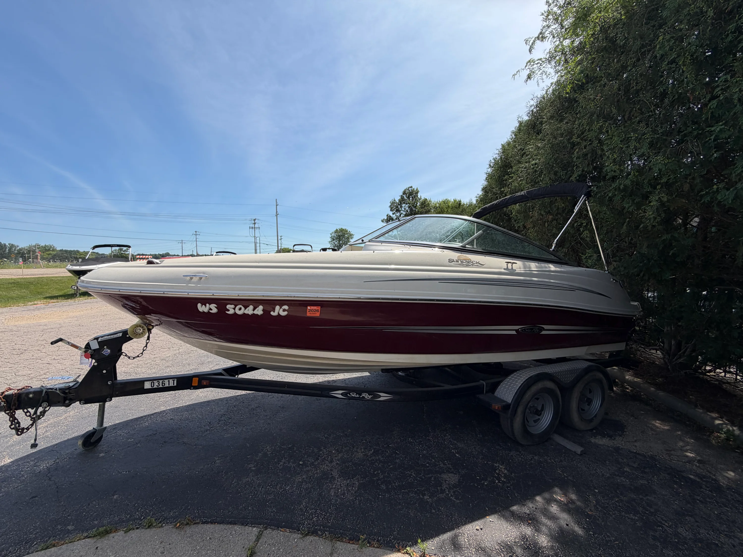 2007 Sea Ray SUNDECK 200 SD Image Thumbnail #2