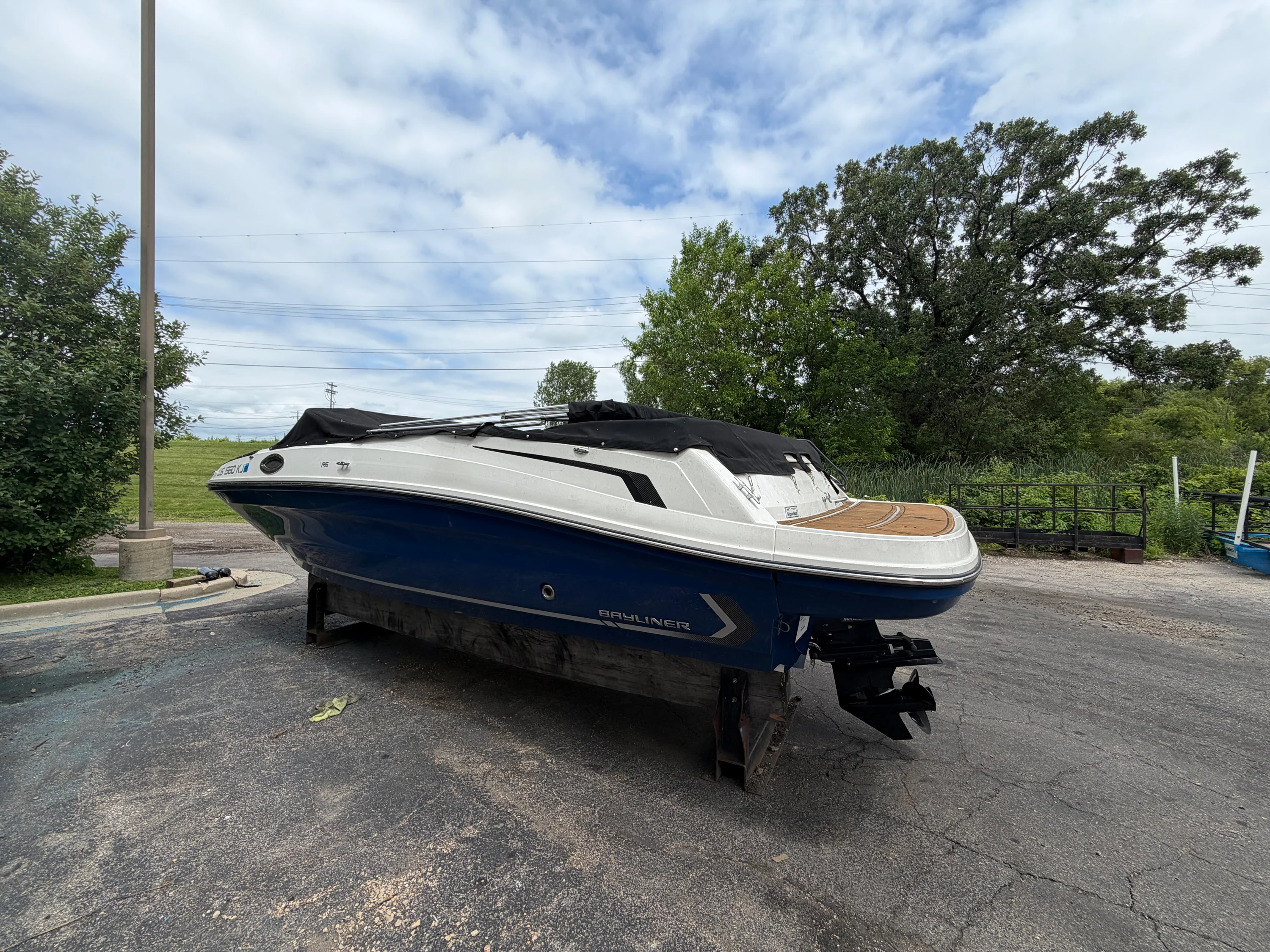2023 Bayliner VR6 Bowrider Image Thumbnail #2