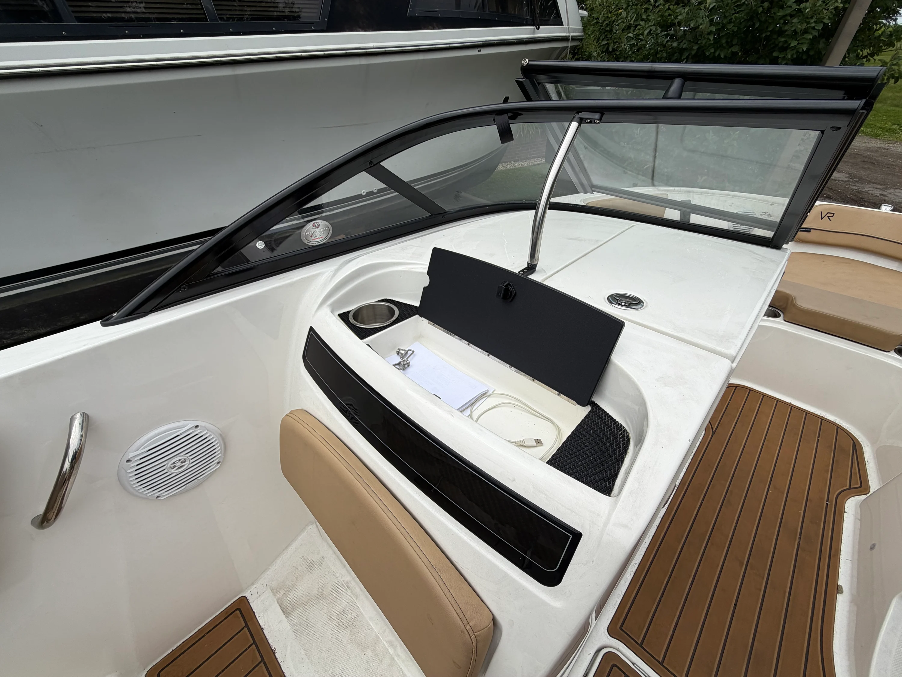 2023 Bayliner VR6 Bowrider Image Thumbnail #16
