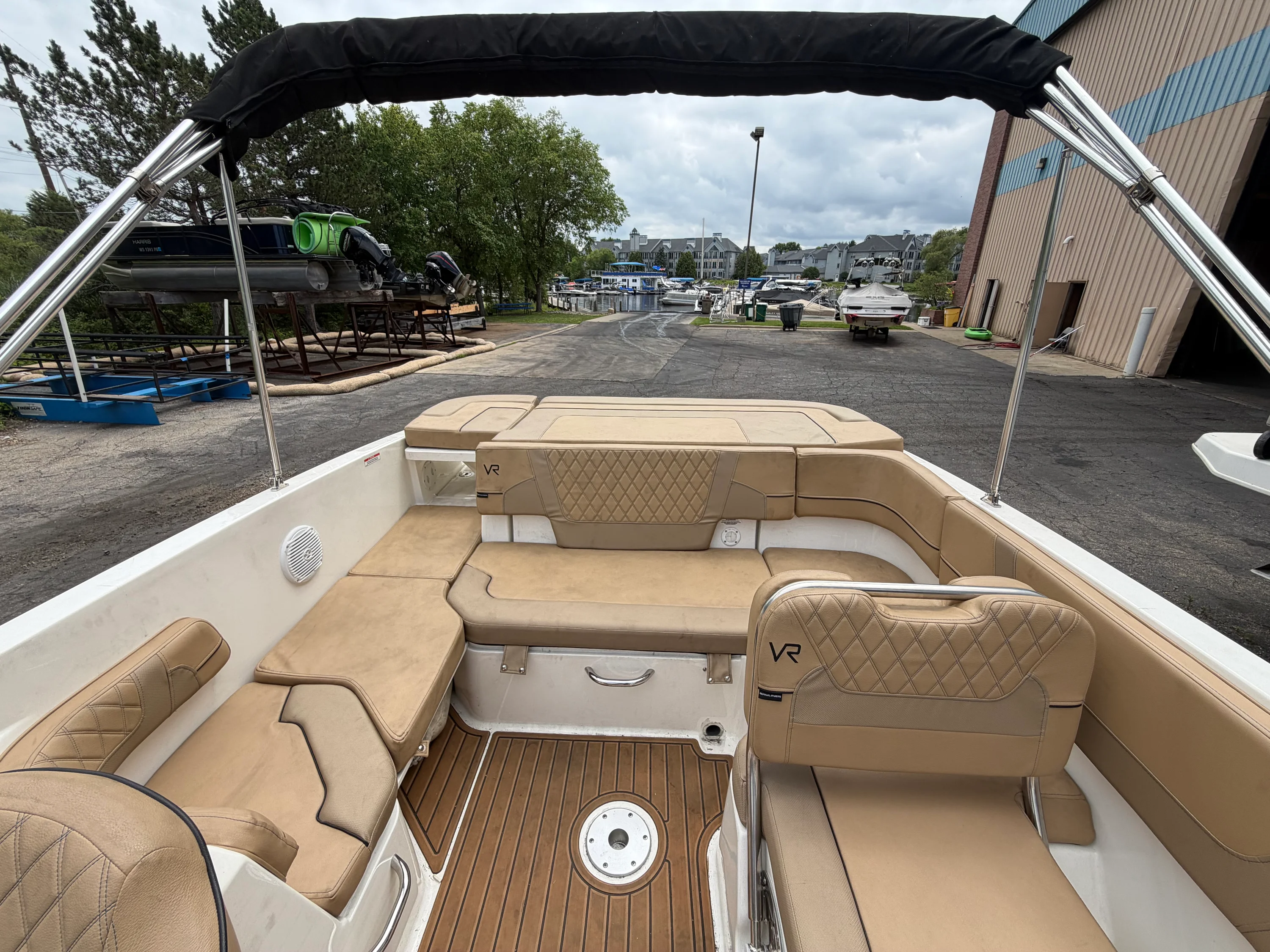 2023 Bayliner VR6 Bowrider Image Thumbnail #24