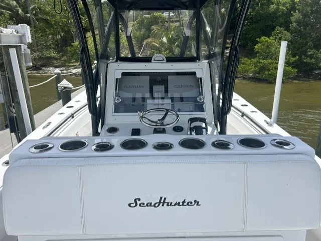 2019 SeaHunter 28 FLORIDIAN Image Thumbnail #6